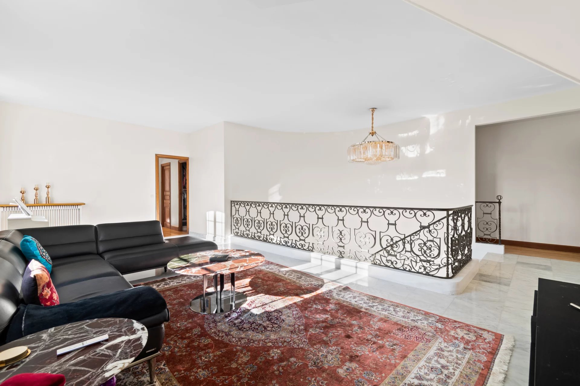 Le Vésinet, Île-de-France, 78110, FR, 9 Bedrooms Bedrooms, ,6 BathroomsBathrooms,Residential,For Sale,1994556