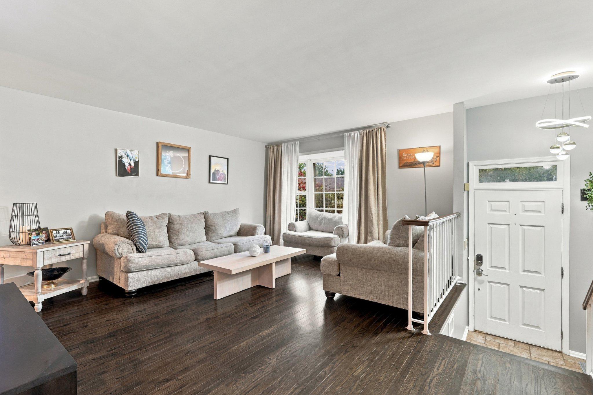  12222 Apple Orchard Court, Fairfax, VA, 22033 - 物件實景