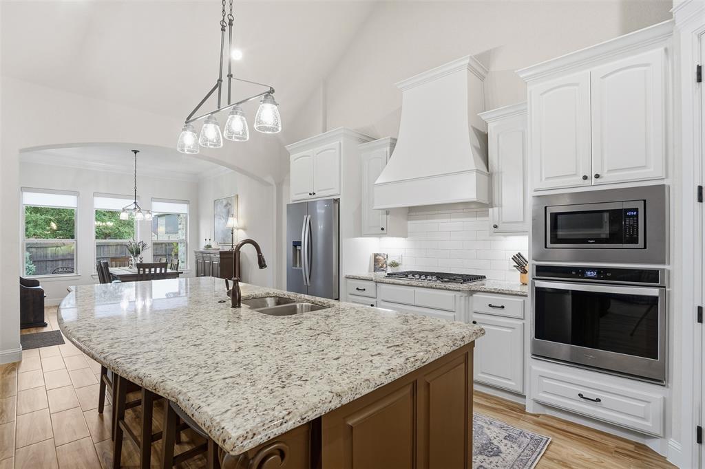 Granbury, Texas, 76048, United States, 4 Bedrooms Bedrooms, ,3 BathroomsBathrooms,Residential,For Sale,2001817