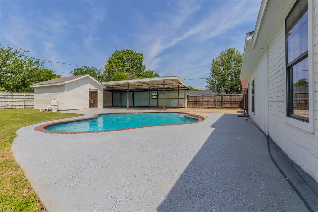 Fort Worth, Texas, 76179, United States, 4 Bedrooms Bedrooms, ,4 BathroomsBathrooms,Residential,For Sale,1915544