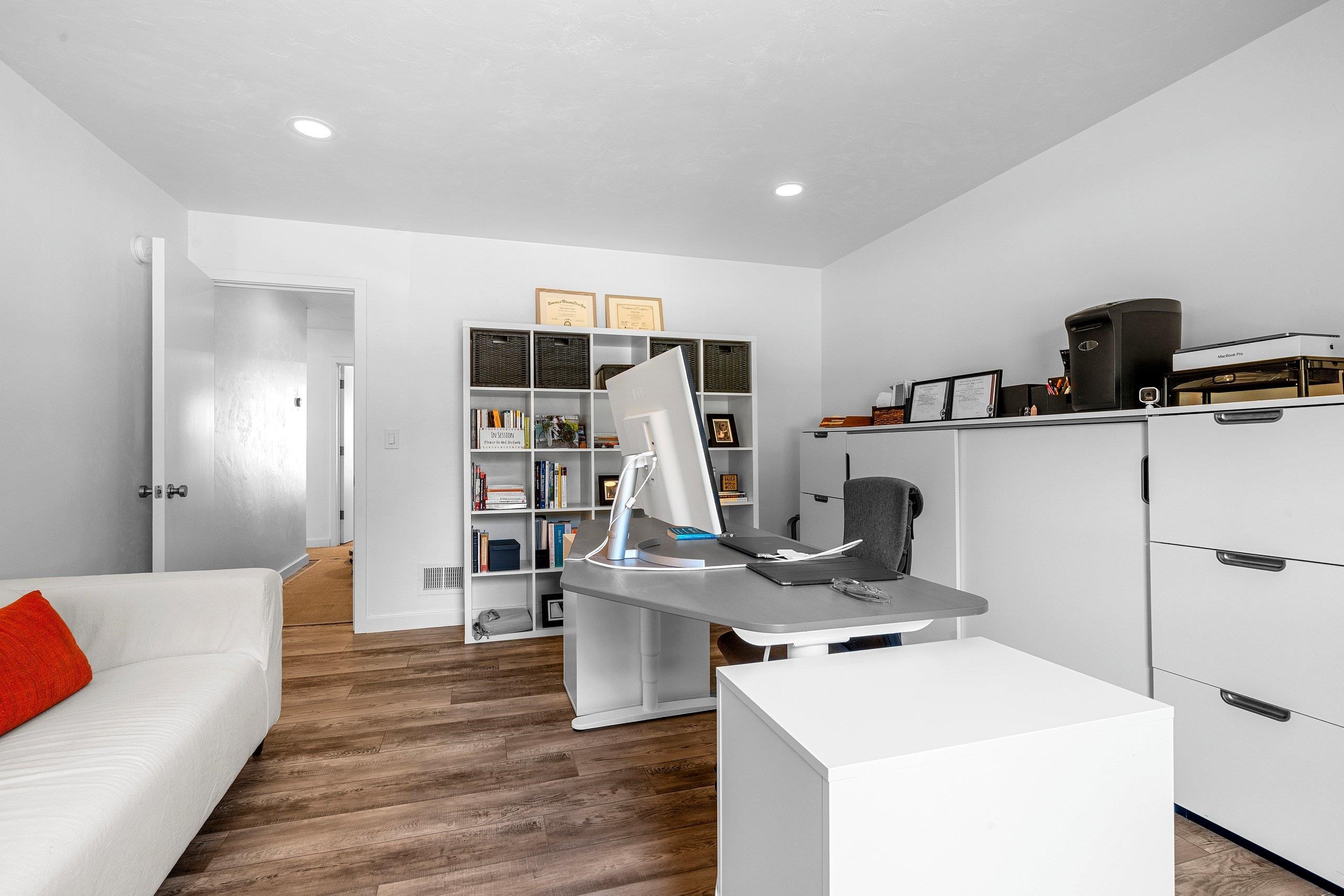 GREEN BAY, Wisconsin, 54301, United States, 3 Bedrooms Bedrooms, ,3 BathroomsBathrooms,Residential,For Sale,1969086