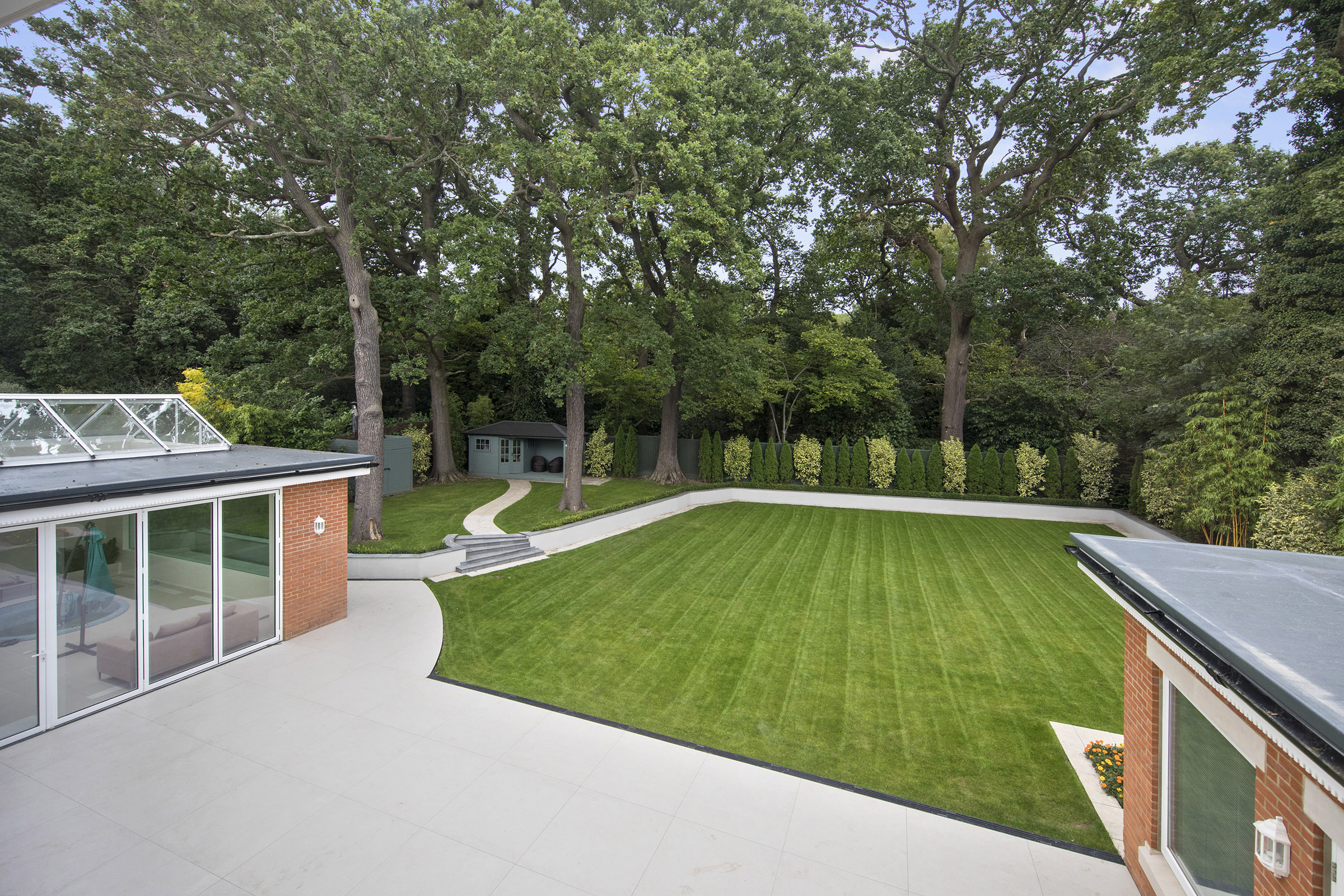  A grand modern house with extensive leisure facilities close to Richmond Park. - 物件實景