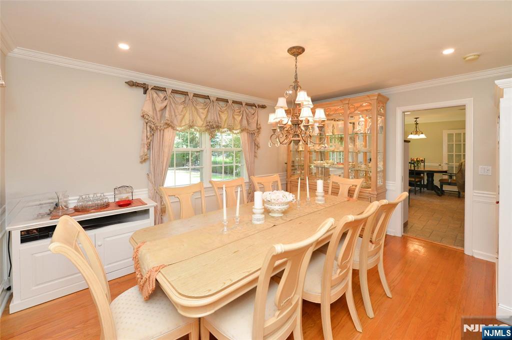 Wyckoff, New Jersey, 07481, United States, 4 Bedrooms Bedrooms, ,3 BathroomsBathrooms,Residential,For Sale,1950847