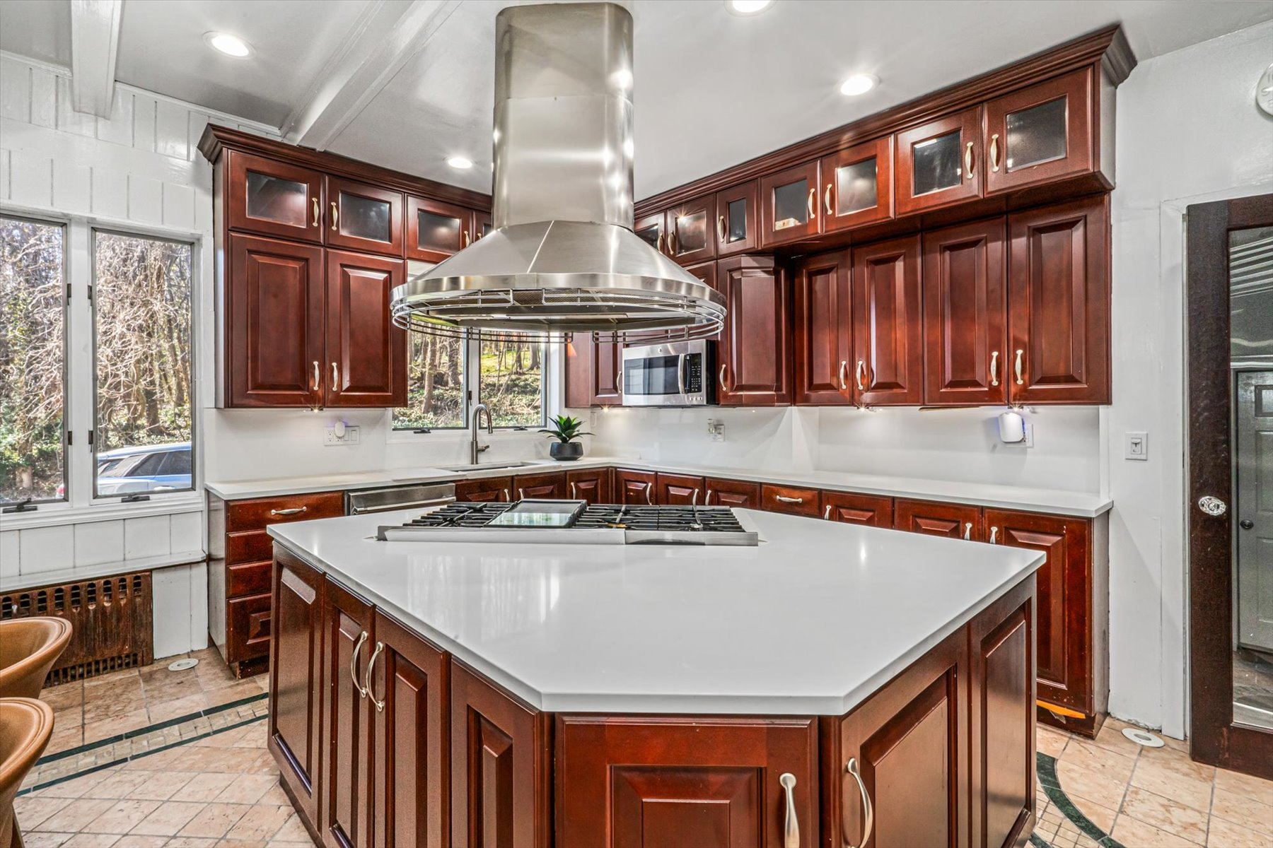  365 East Shore Road, Great Neck, NY 11023 - 物件實景