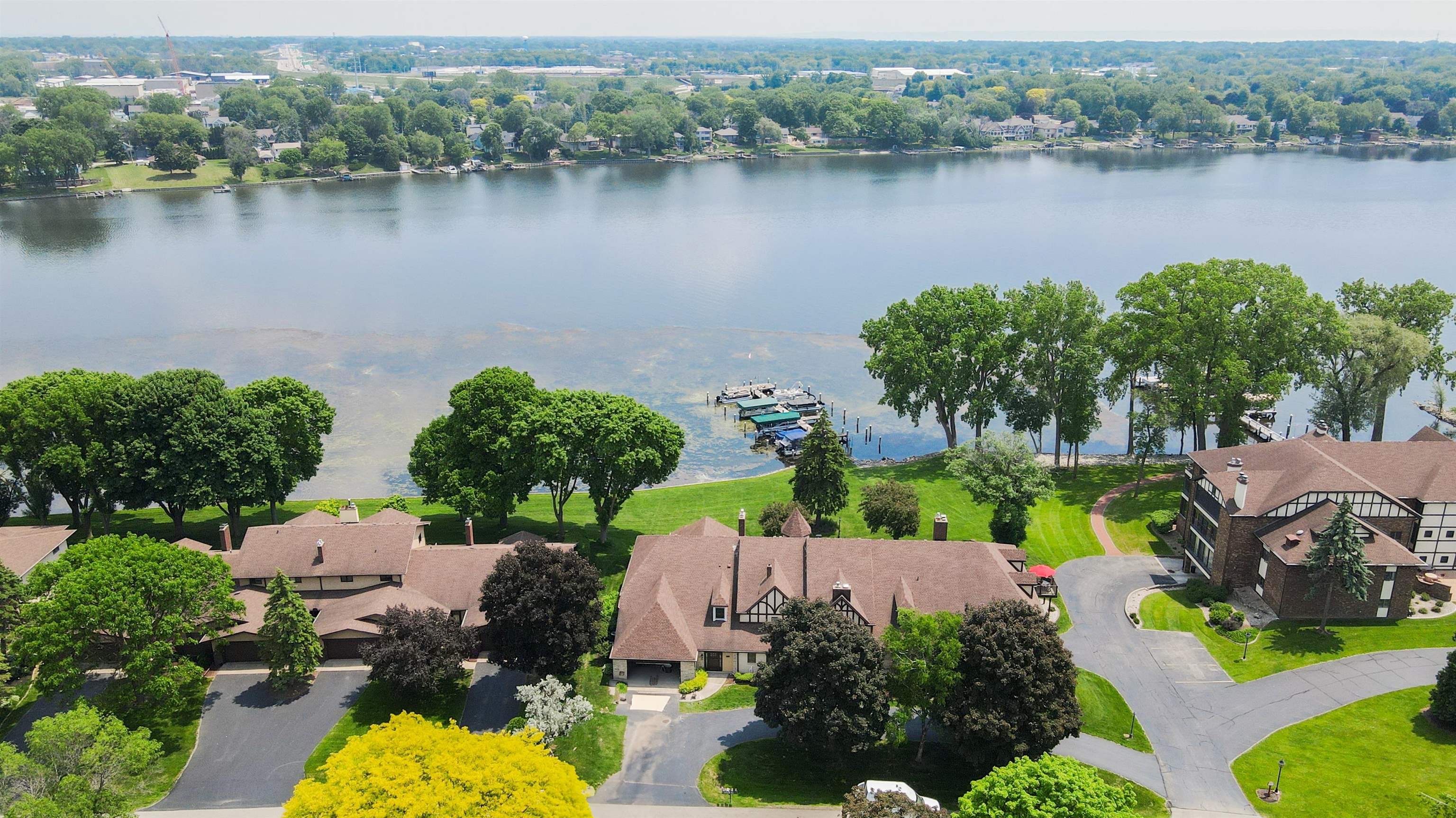 APPLETON, Wisconsin, 54914, United States, 3 Bedrooms Bedrooms, ,3 BathroomsBathrooms,Residential,For Sale,1911879