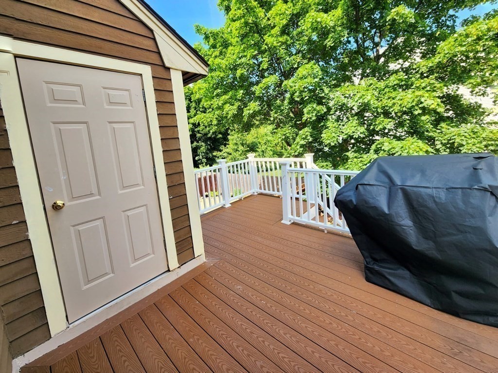 Revere, Massachusetts, 02151, United States, 3 Bedrooms Bedrooms, ,2 BathroomsBathrooms,Residential,For Sale,1993819