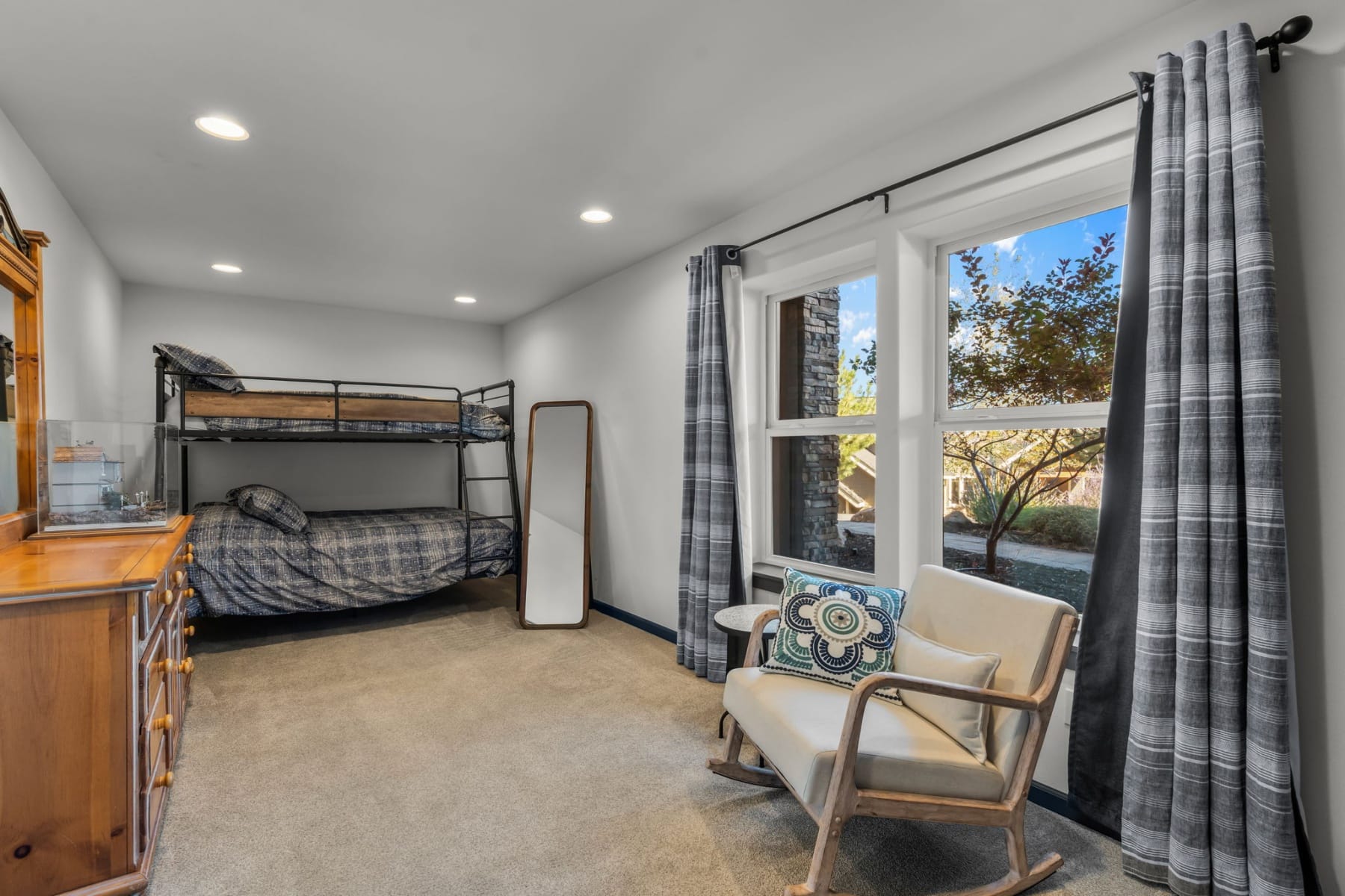  10535 Bitterbrush Court Redmond, OR 97756 - 物件實景