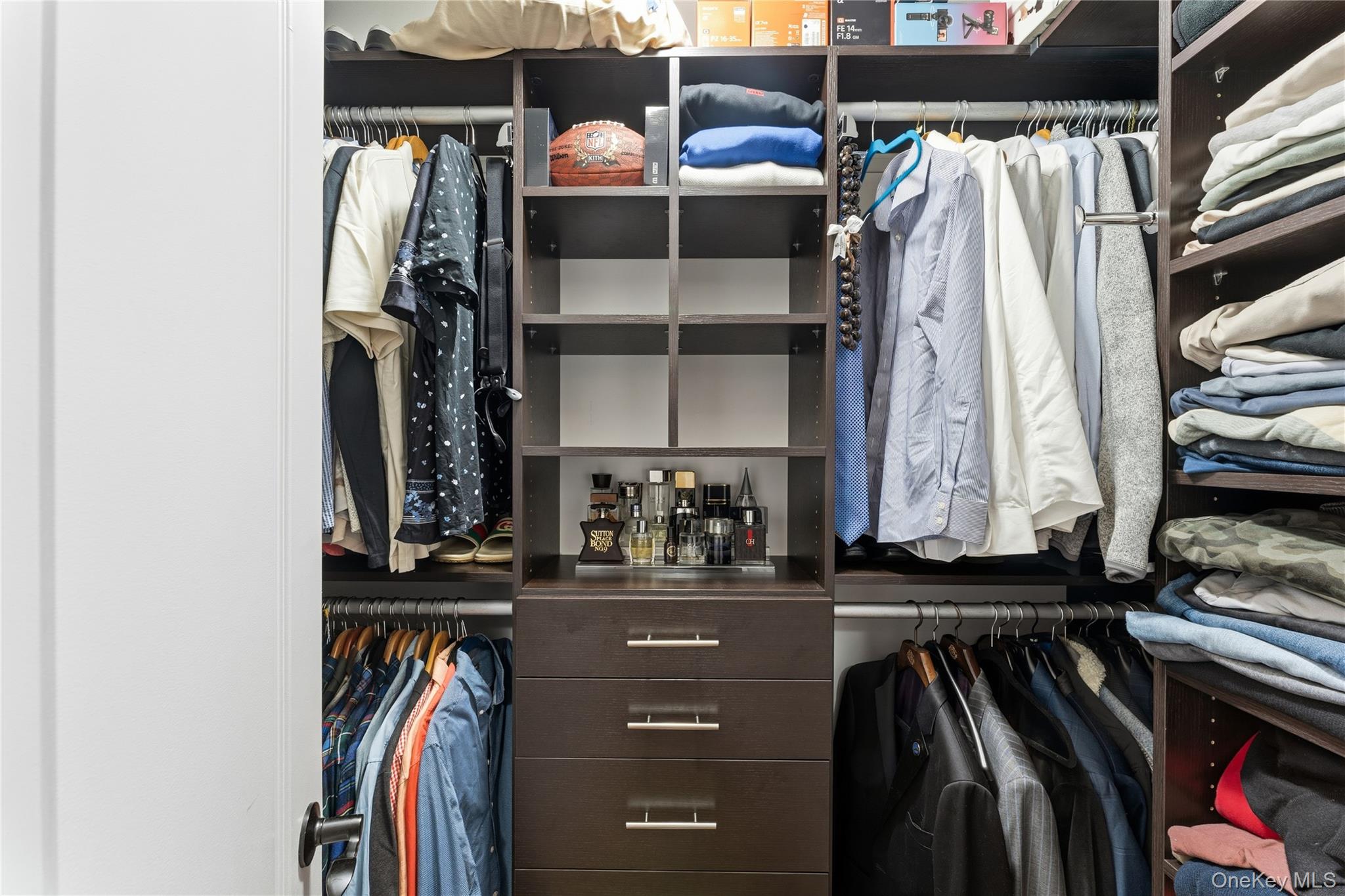 Oceanside, New York, 11572, United States, 4 Bedrooms Bedrooms, ,3 BathroomsBathrooms,Residential,For Sale,1987858