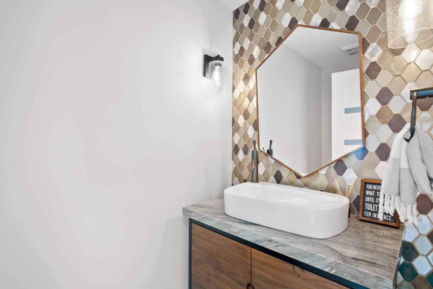 Los Gatos, California, 95030, United States, 5 Bedrooms Bedrooms, ,6 BathroomsBathrooms,Residential,For Sale,1997013