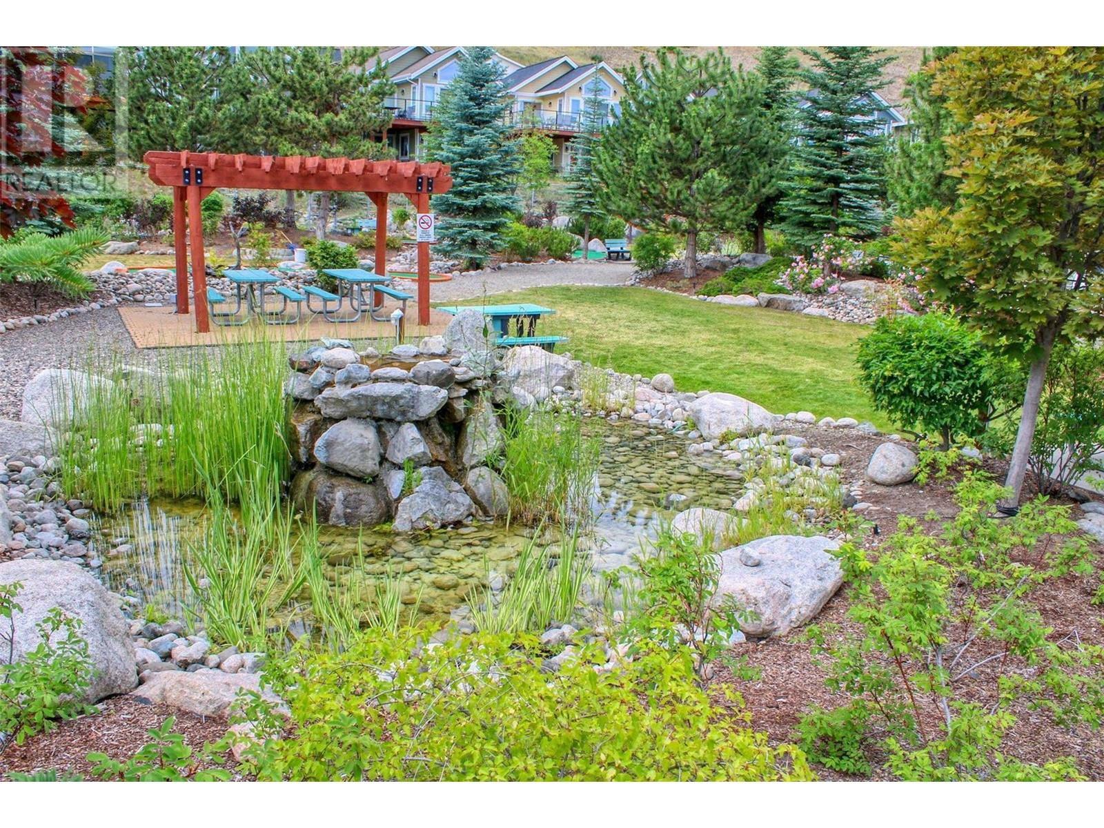 KELOWNA, British Columbia, V1Z 3R8, CA, 3 Bedrooms Bedrooms, ,2 BathroomsBathrooms,Residential,For Sale,1836917