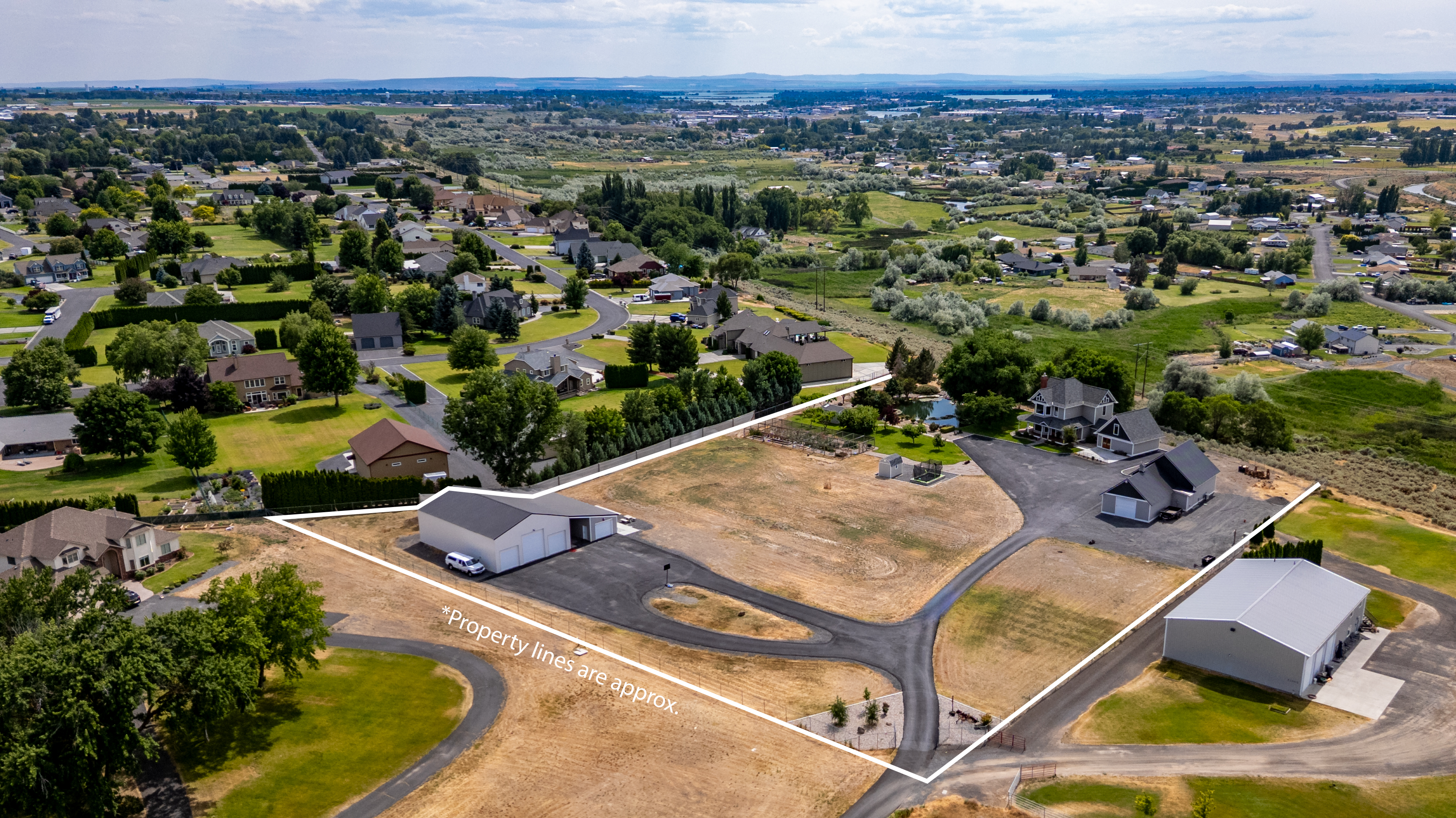 Moses Lake, Washington, 98837, United States, 3 Bedrooms Bedrooms, ,3 BathroomsBathrooms,Residential,For Sale,1980508