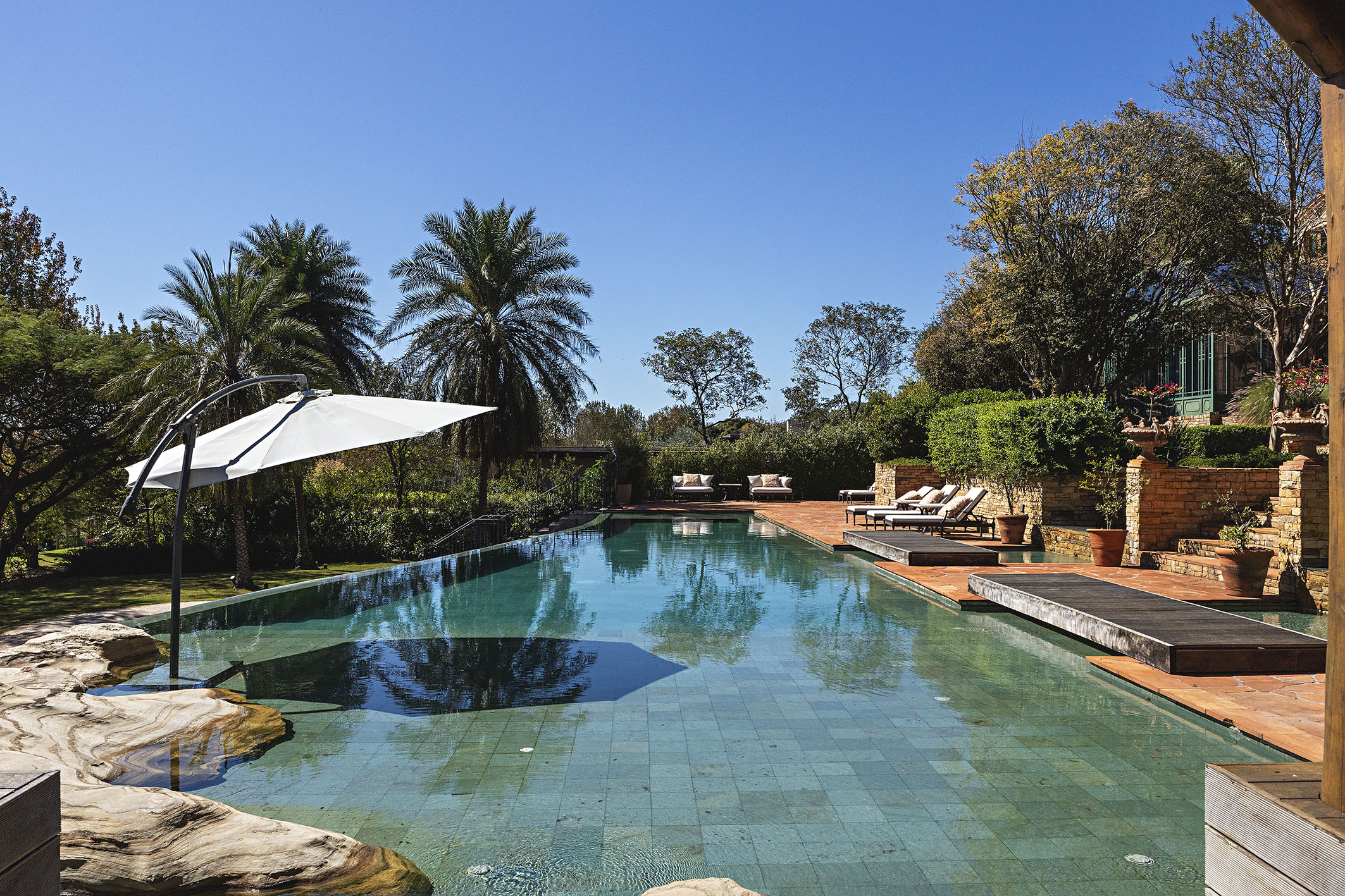  Tuscan-Style Residence in Quinta da Baroneza with an Exclusive Design - 物件實景