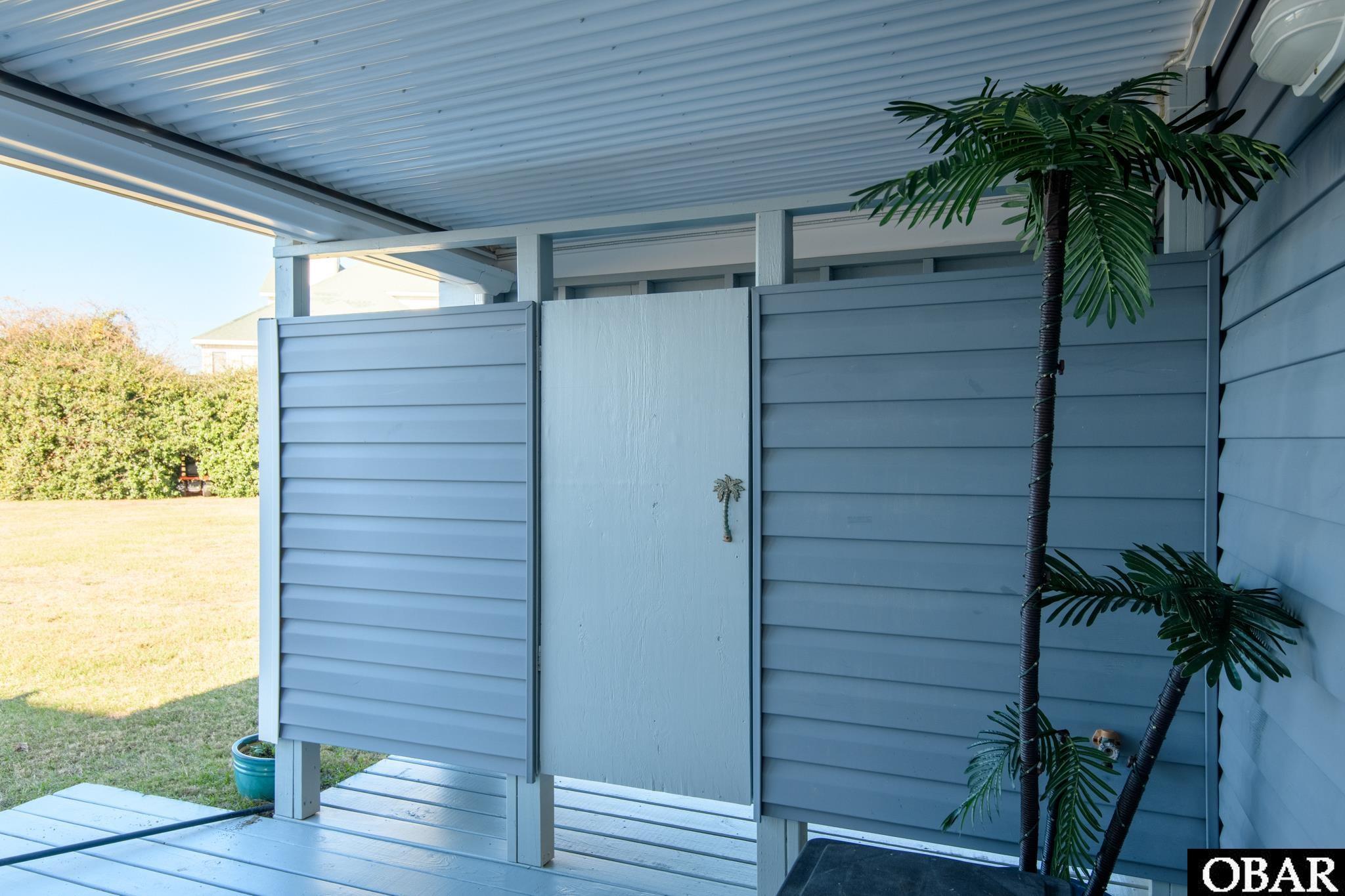 Kill Devil Hills, North Carolina, 27948, United States, 3 Bedrooms Bedrooms, ,3 BathroomsBathrooms,Residential,For Sale,1989385