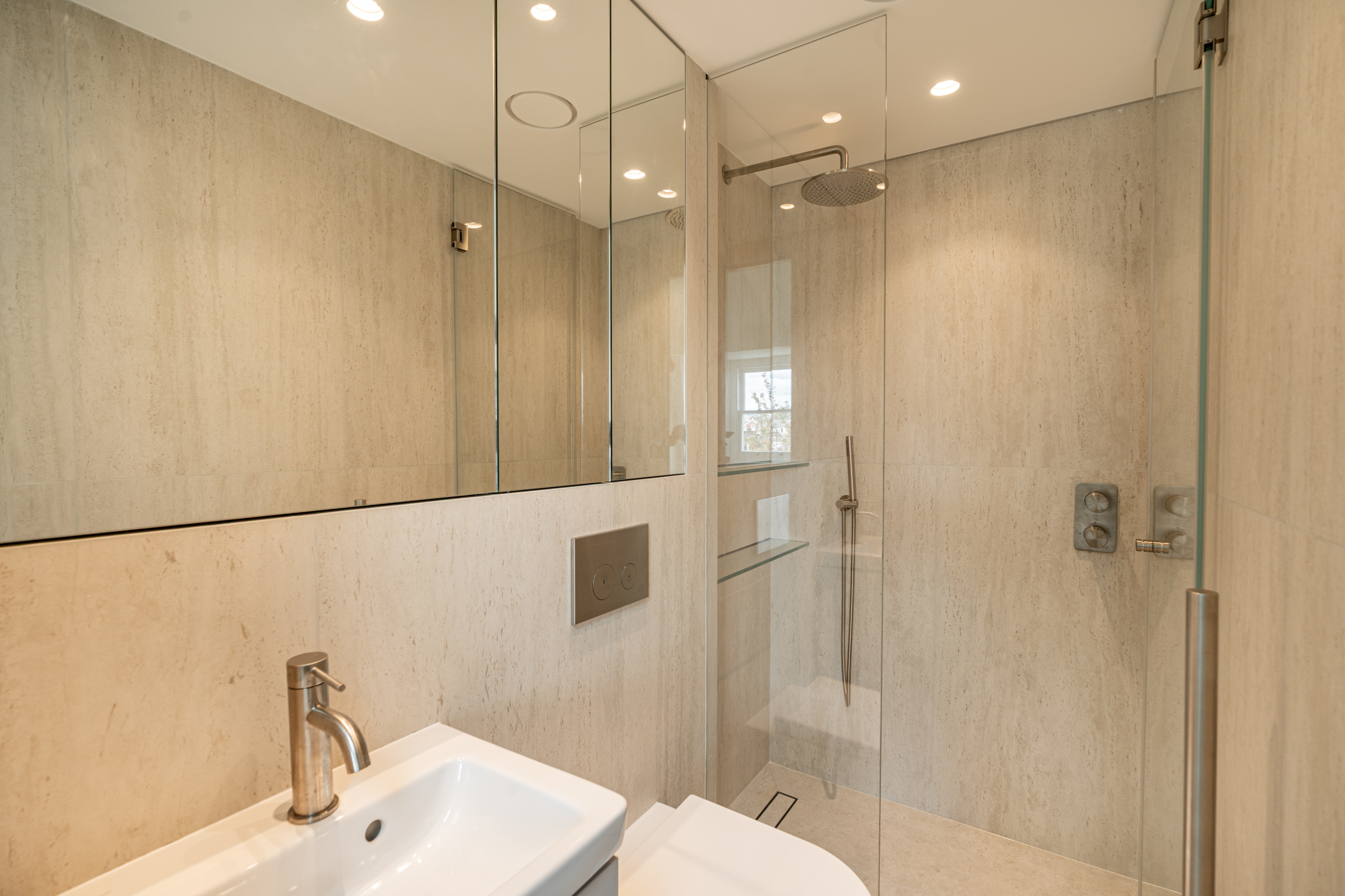 A newly refurbished two-bedroom apartment with a terrace in Chelsea - 物件實景