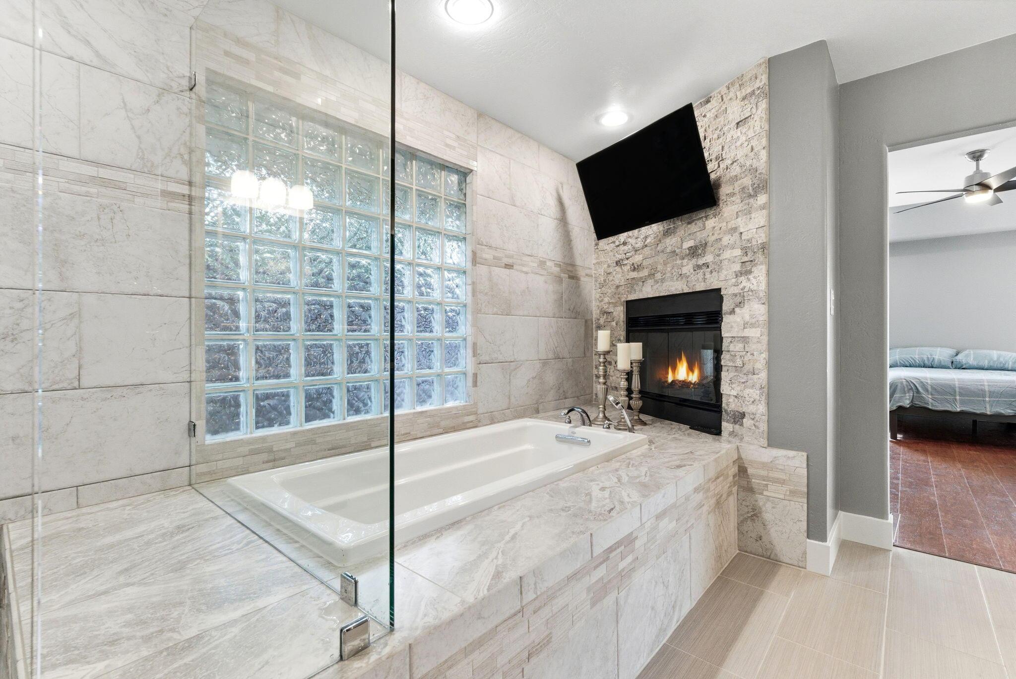 Bakersfield, California, 93314, United States, 4 Bedrooms Bedrooms, ,3 BathroomsBathrooms,Residential,For Sale,1996652