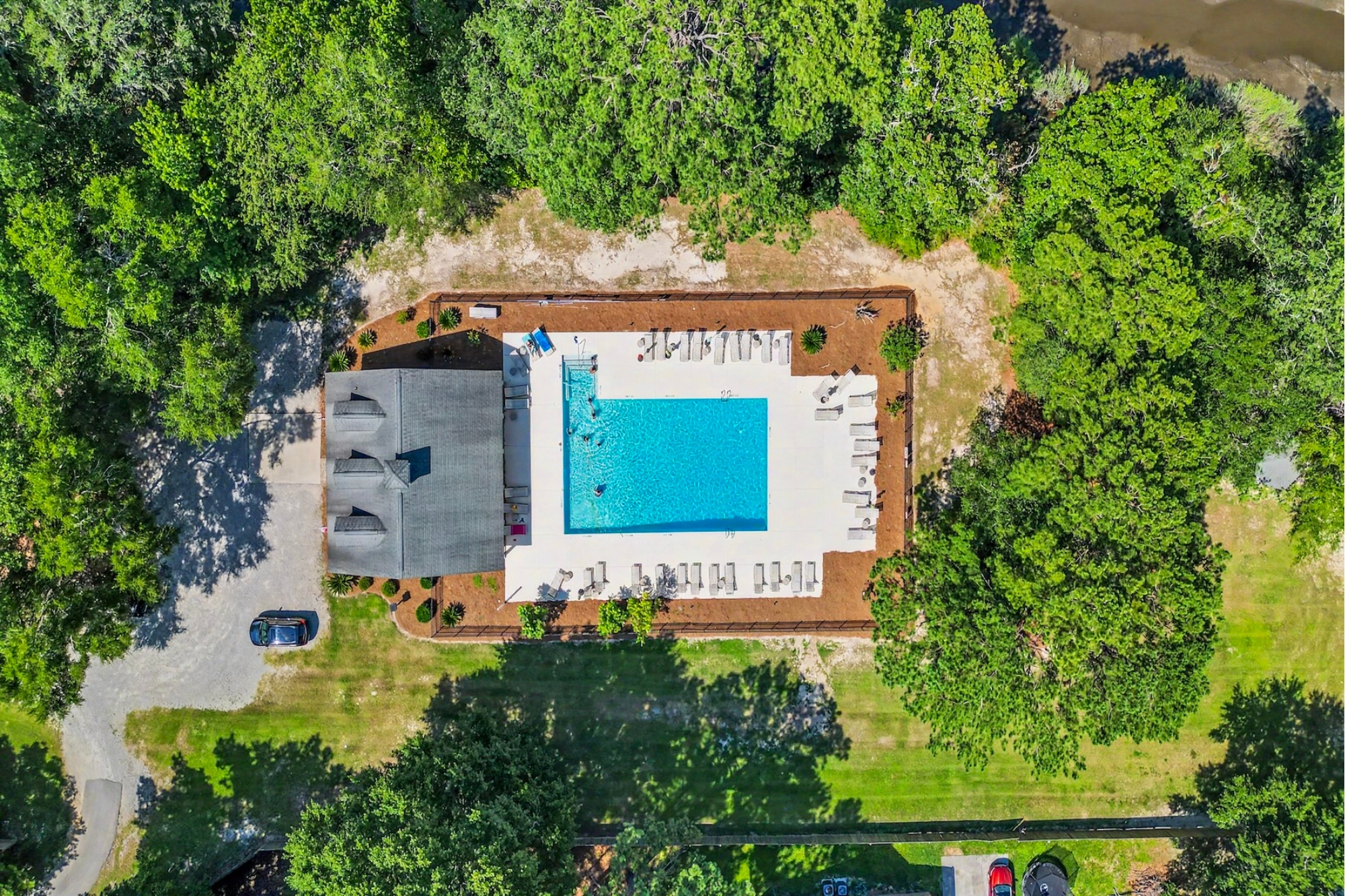  200 Sawgrass Drive - 物件實景