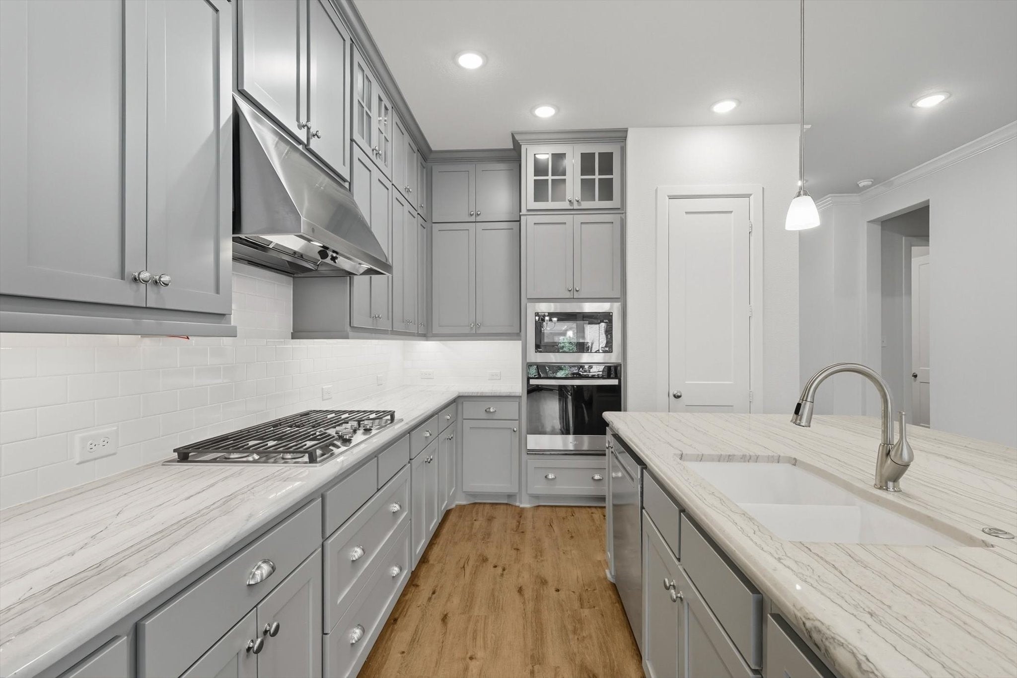 Arlington, Texas, 76005, United States, 2 Bedrooms Bedrooms, ,2 BathroomsBathrooms,Residential,For Sale,1981286