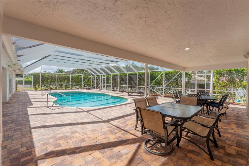 Parkland, Florida, 33067, United States, 5 Bedrooms Bedrooms, ,4 BathroomsBathrooms,Residential,For Sale,1990344