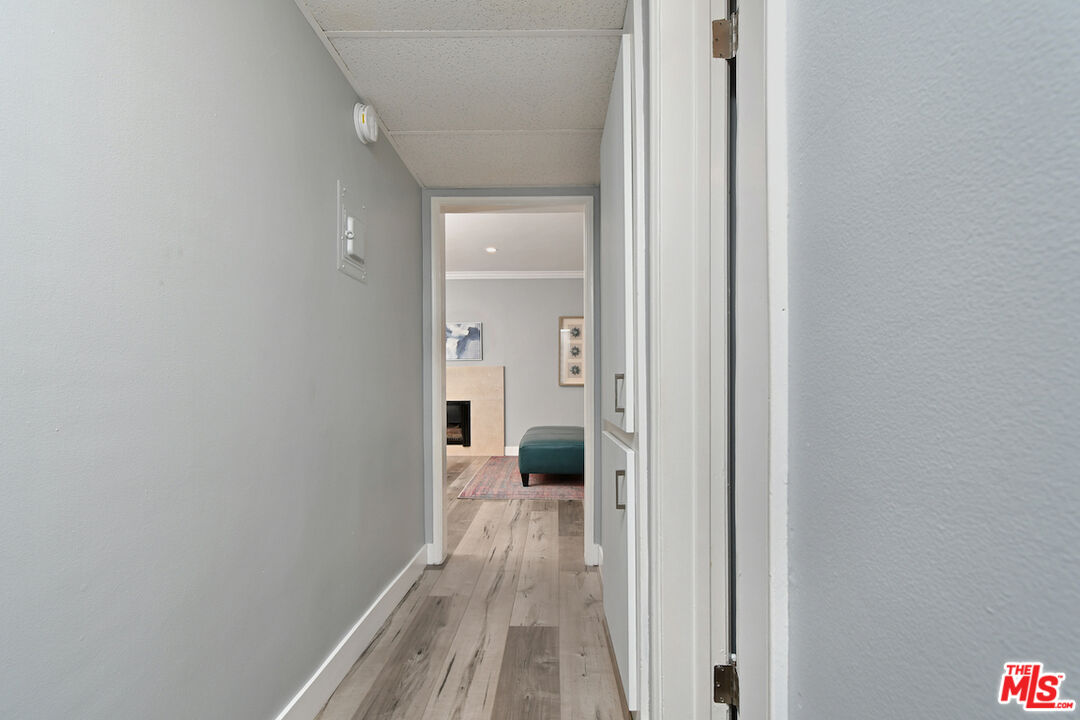 Los Angeles, California, 90077, United States, 2 Bedrooms Bedrooms, ,2 BathroomsBathrooms,Residential,For Sale,1919812
