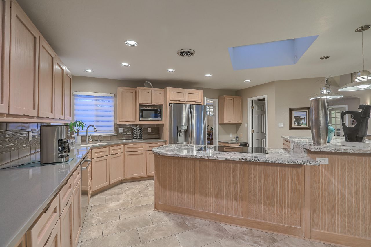 Albuquerque, New Mexico, 87112, United States, 4 Bedrooms Bedrooms, ,2 BathroomsBathrooms,Residential,For Sale,2002975