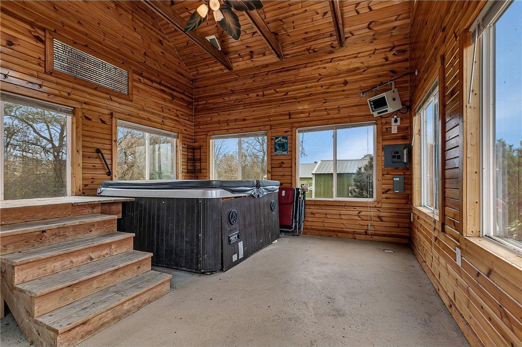 Holdingford, Minnesota, 56340, United States, 5 Bedrooms Bedrooms, ,2 BathroomsBathrooms,Residential,For Sale,1977131