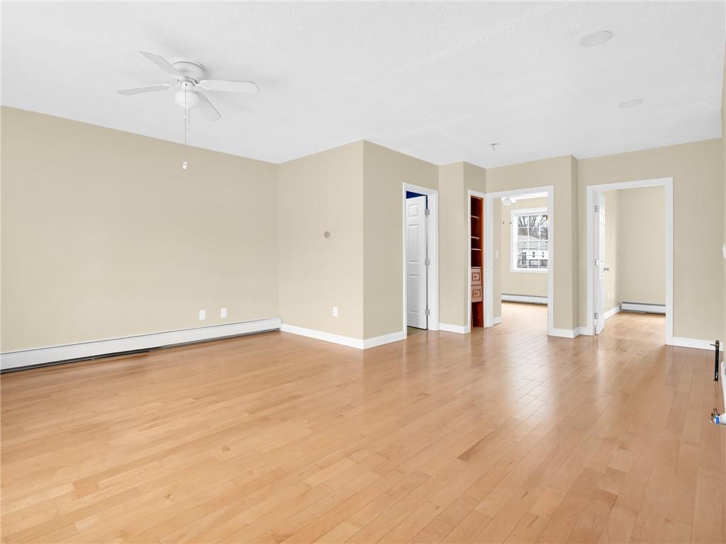 Warwick, Rhode Island, 02889, United States, 3 Bedrooms Bedrooms, ,3 BathroomsBathrooms,Residential,For Sale,2030234