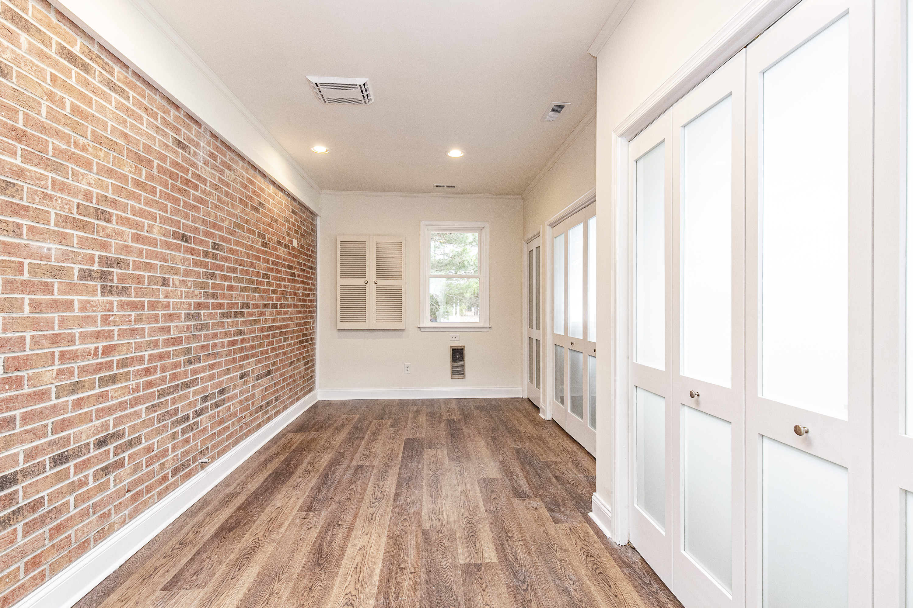 Onancock, Virginia, 23417, United States, 4 Bedrooms Bedrooms, ,3 BathroomsBathrooms,Residential,For Sale,1995976