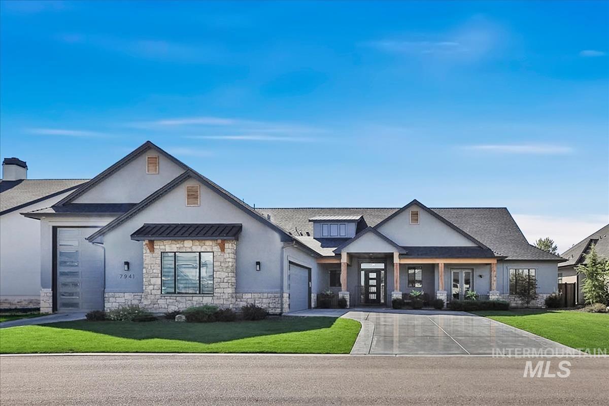 Heugh Ln, Eagle, ID 83616