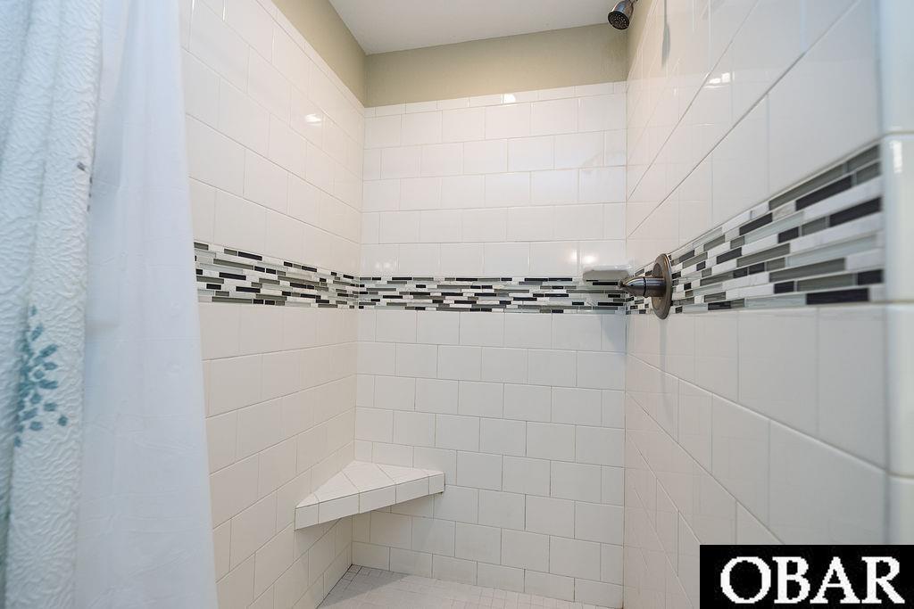 Kill Devil Hills, North Carolina, 27948-8528, United States, 4 Bedrooms Bedrooms, ,3 BathroomsBathrooms,Residential,For Sale,1954577