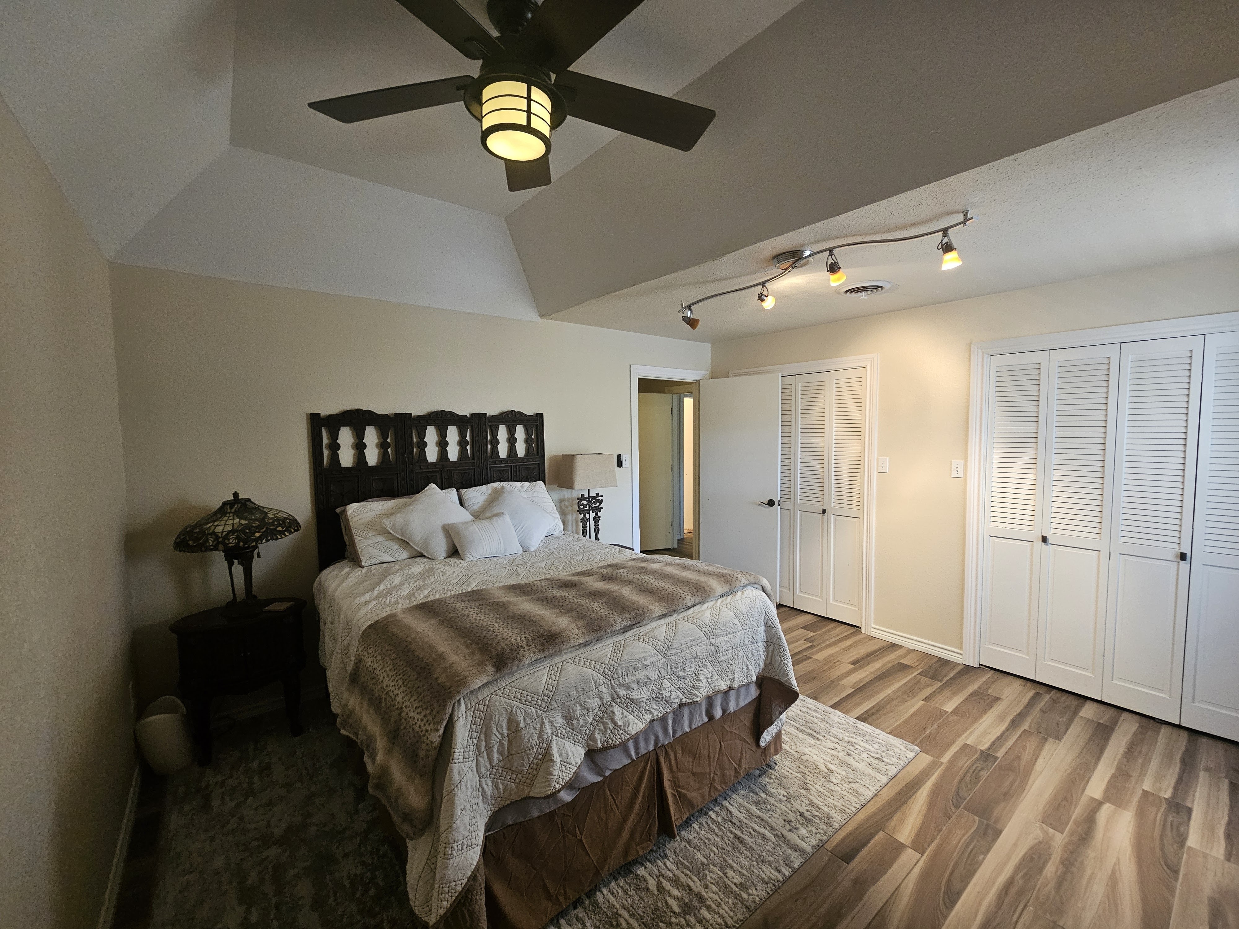 Carlsbad, New Mexico, 88220, United States, 5 Bedrooms Bedrooms, ,5 BathroomsBathrooms,Residential,For Sale,1984272