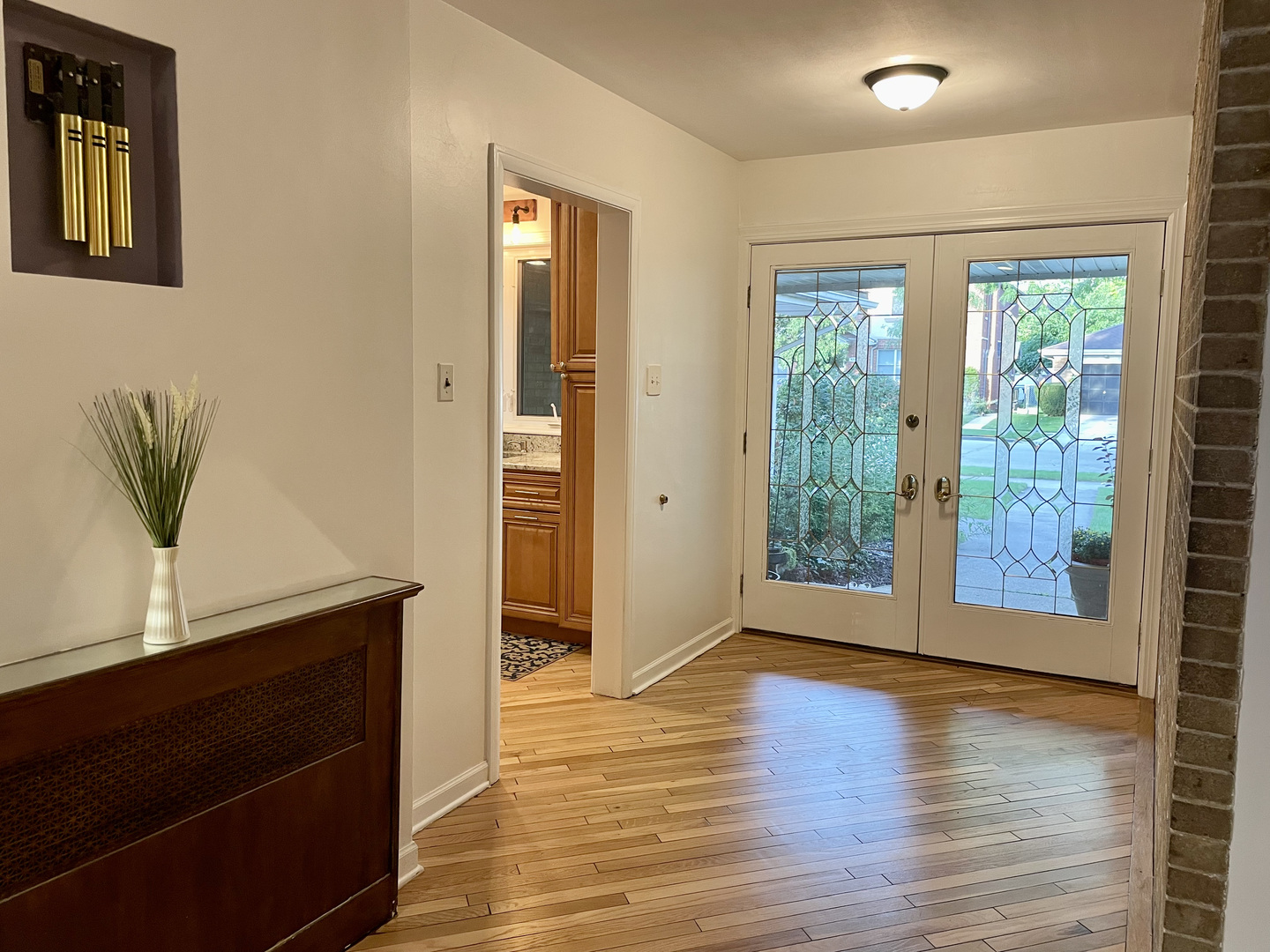 Skokie, Illinois, 60076, United States, 3 Bedrooms Bedrooms, ,3 BathroomsBathrooms,Residential,For Sale,1932038