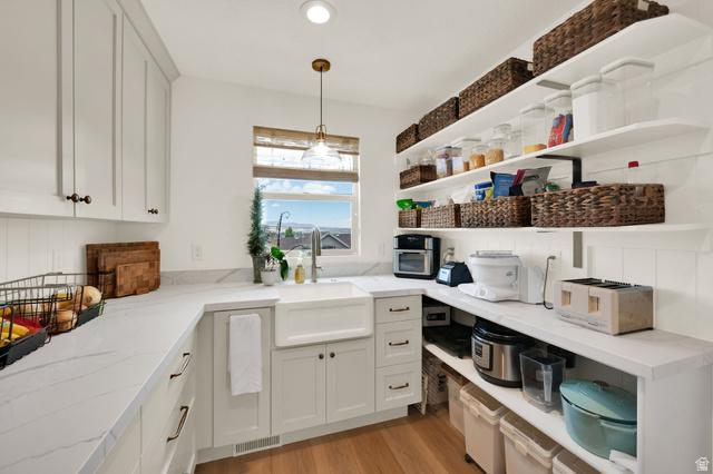 Herriman, Utah, 84096, United States, 5 Bedrooms Bedrooms, ,5 BathroomsBathrooms,Residential,For Sale,2049420