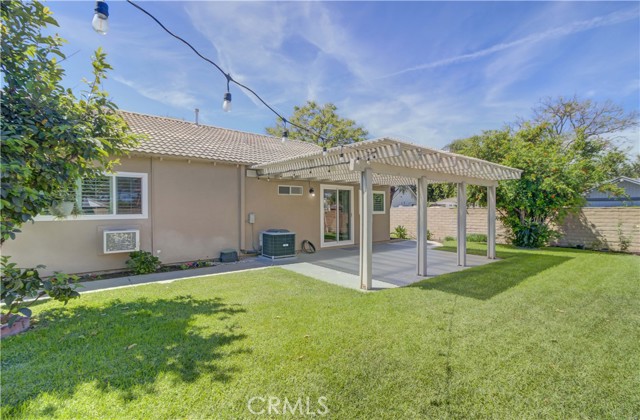 Anaheim Hills, California, 92807, United States, 4 Bedrooms Bedrooms, ,2 BathroomsBathrooms,Residential,For Sale,2034412