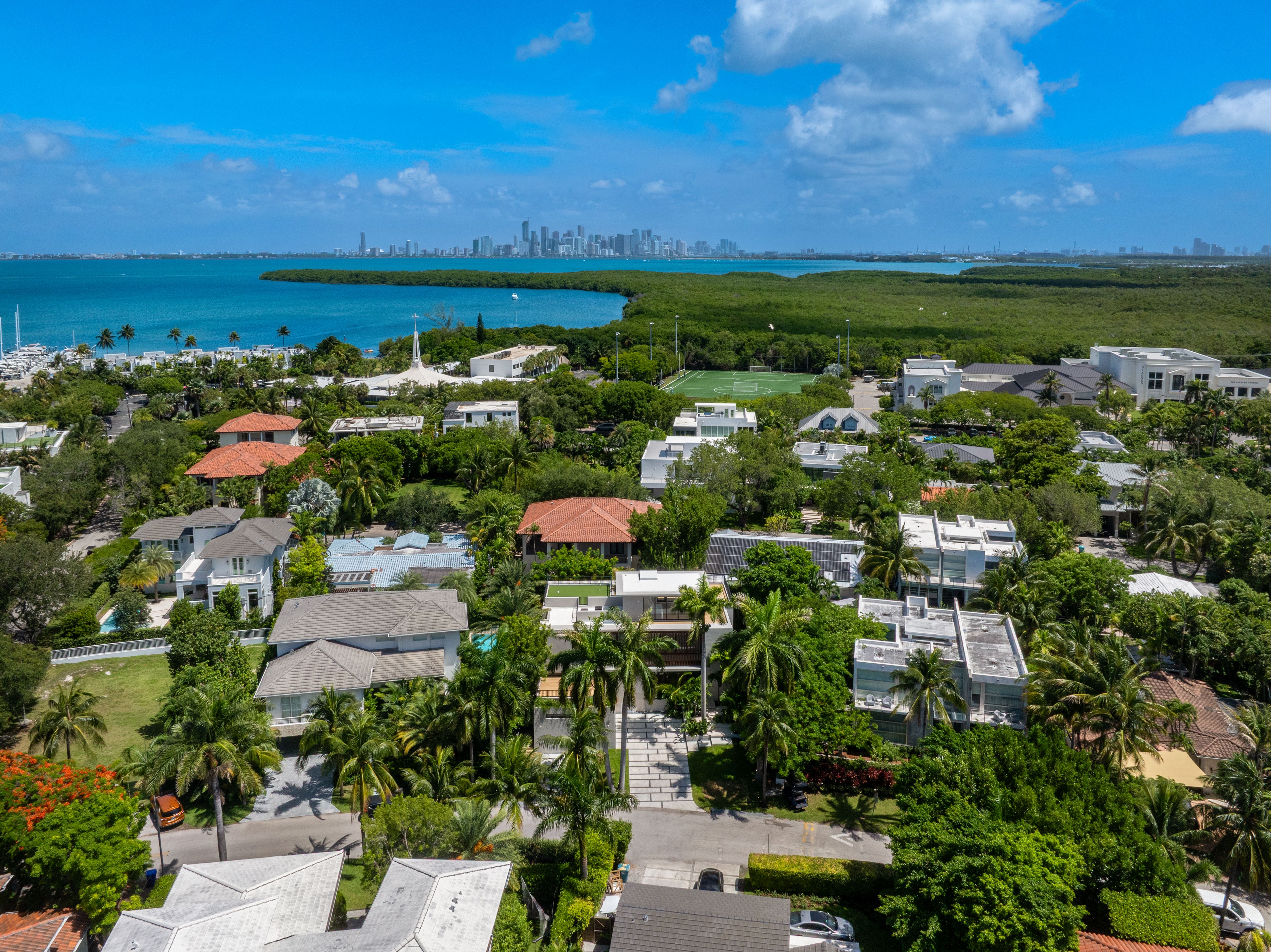  165 Hampton Ln, Key Biscayne, FL, 33149 - 物件實景