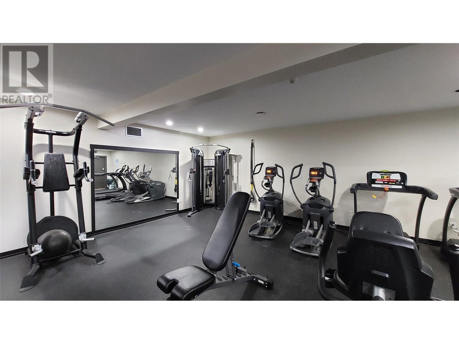 KELOWNA, British Columbia, V1Z 3R8, CA, 3 Bedrooms Bedrooms, ,2 BathroomsBathrooms,Residential,For Sale,1865801