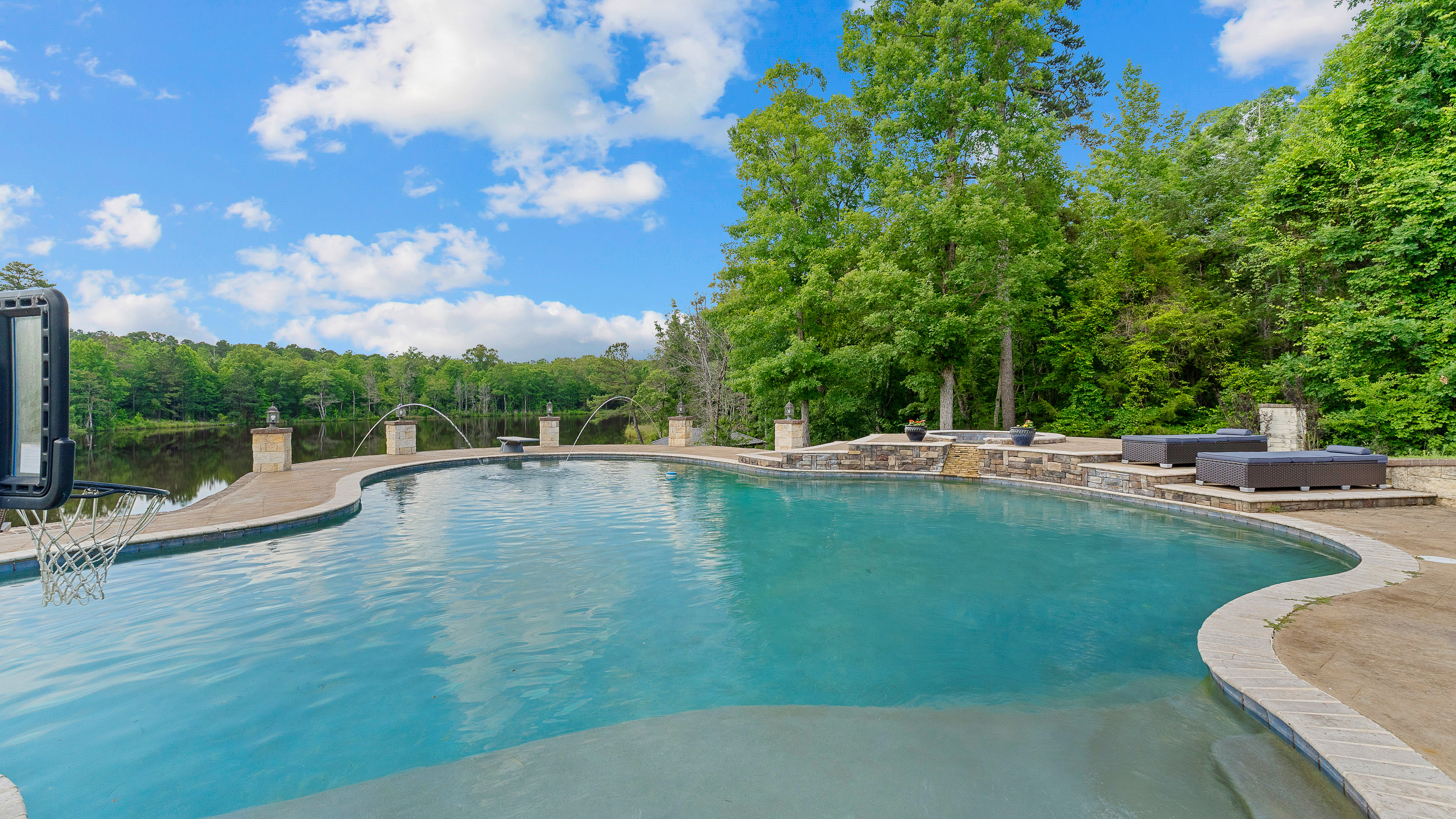  1411 County Road 4120, Atlanta, TX, 75551 - 物件實景