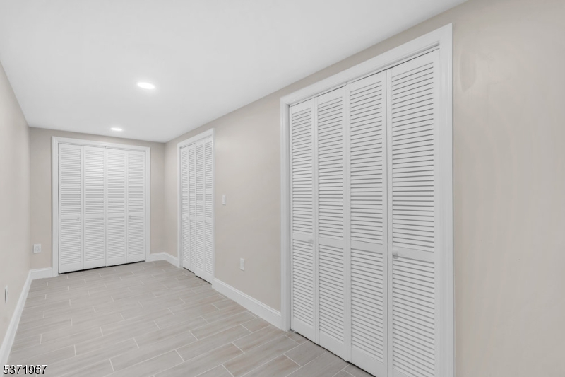 Berkeley Heights Twp., New Jersey, 07922, United States, 5 Bedrooms Bedrooms, ,3 BathroomsBathrooms,Residential,For Sale,1927400