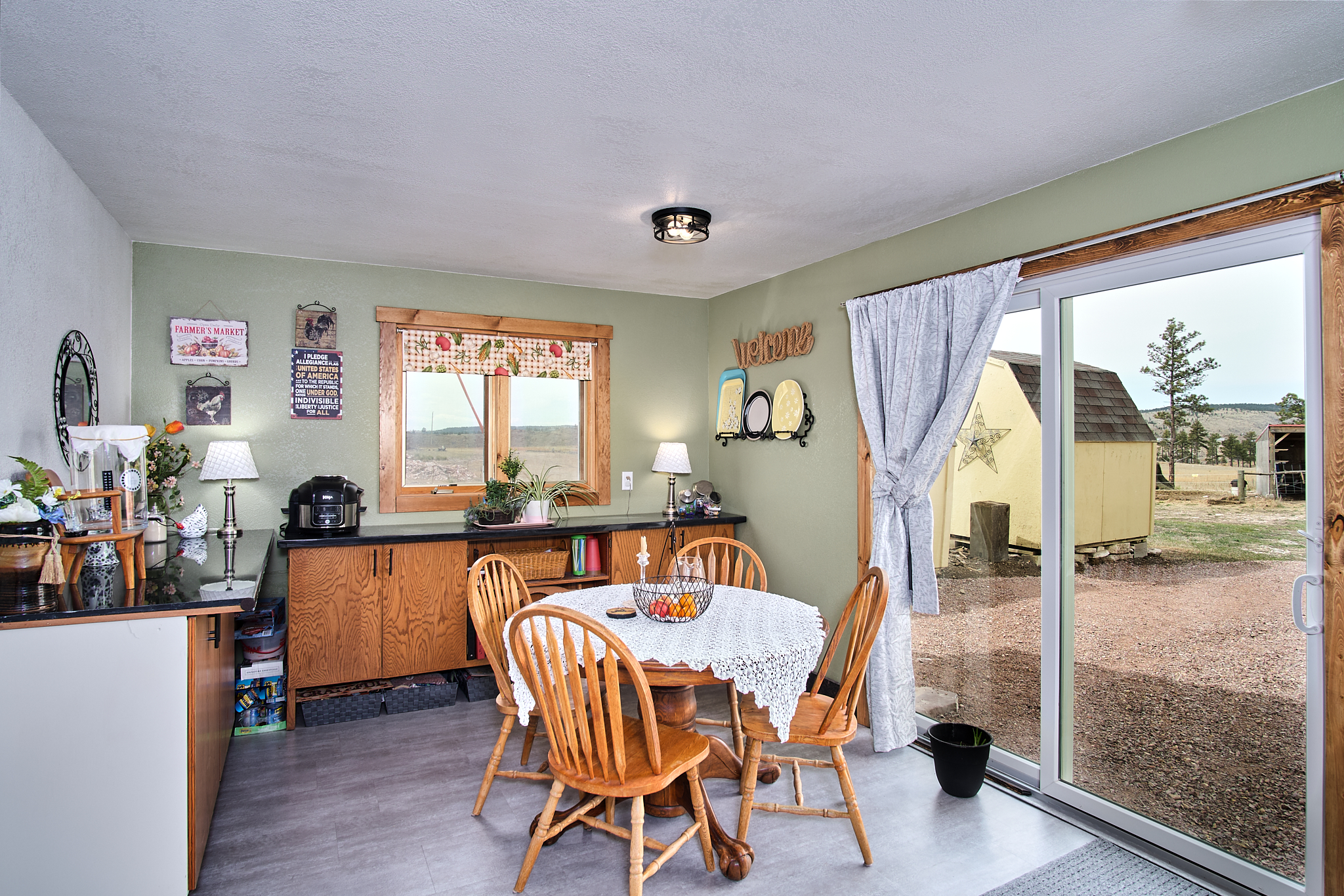 Hot Springs, South Dakota, 57747, United States, 3 Bedrooms Bedrooms, ,2 BathroomsBathrooms,Residential,For Sale,1993817