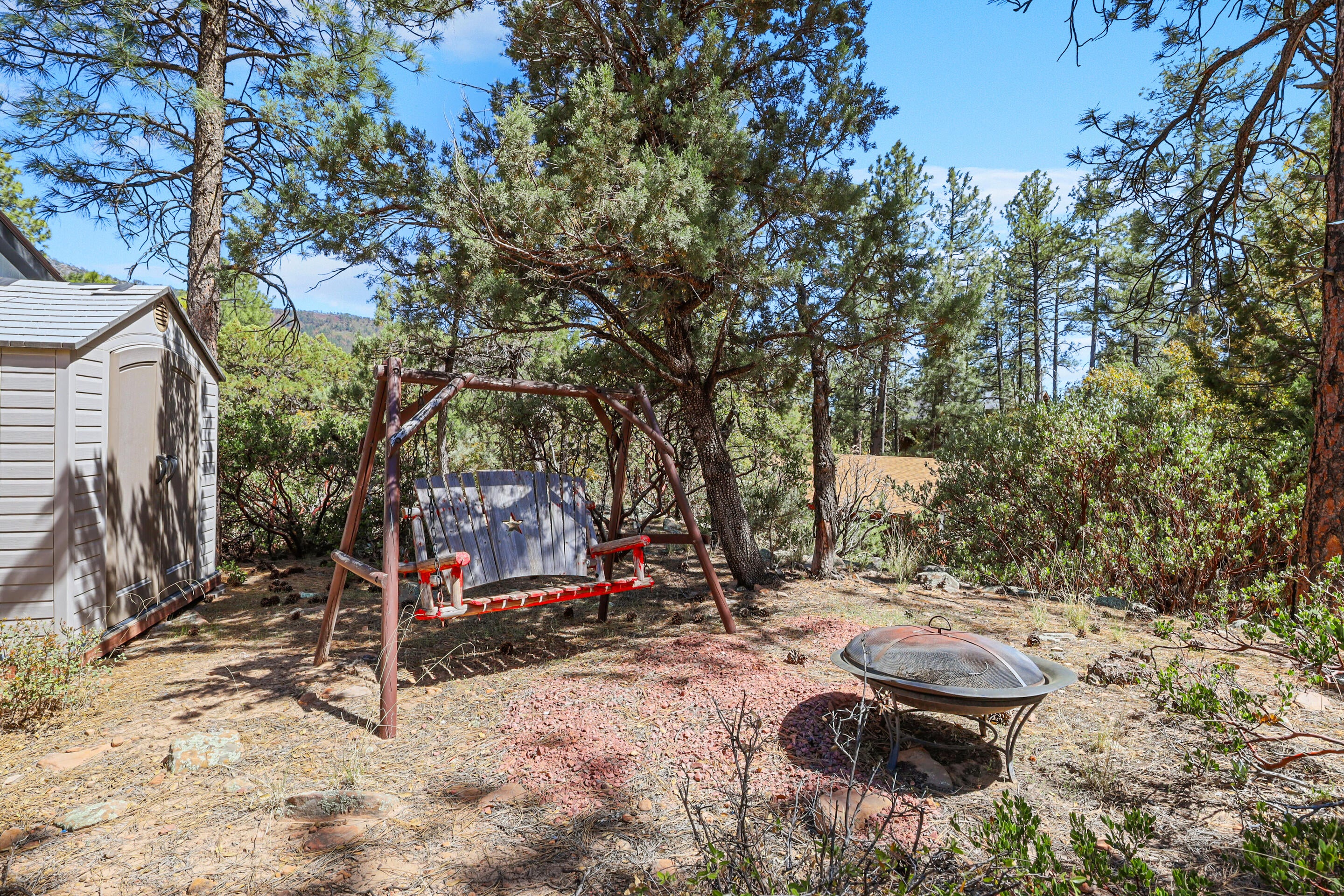Pine, Arizona, 85544, United States, 2 Bedrooms Bedrooms, ,1 BathroomBathrooms,Residential,For Sale,1819700