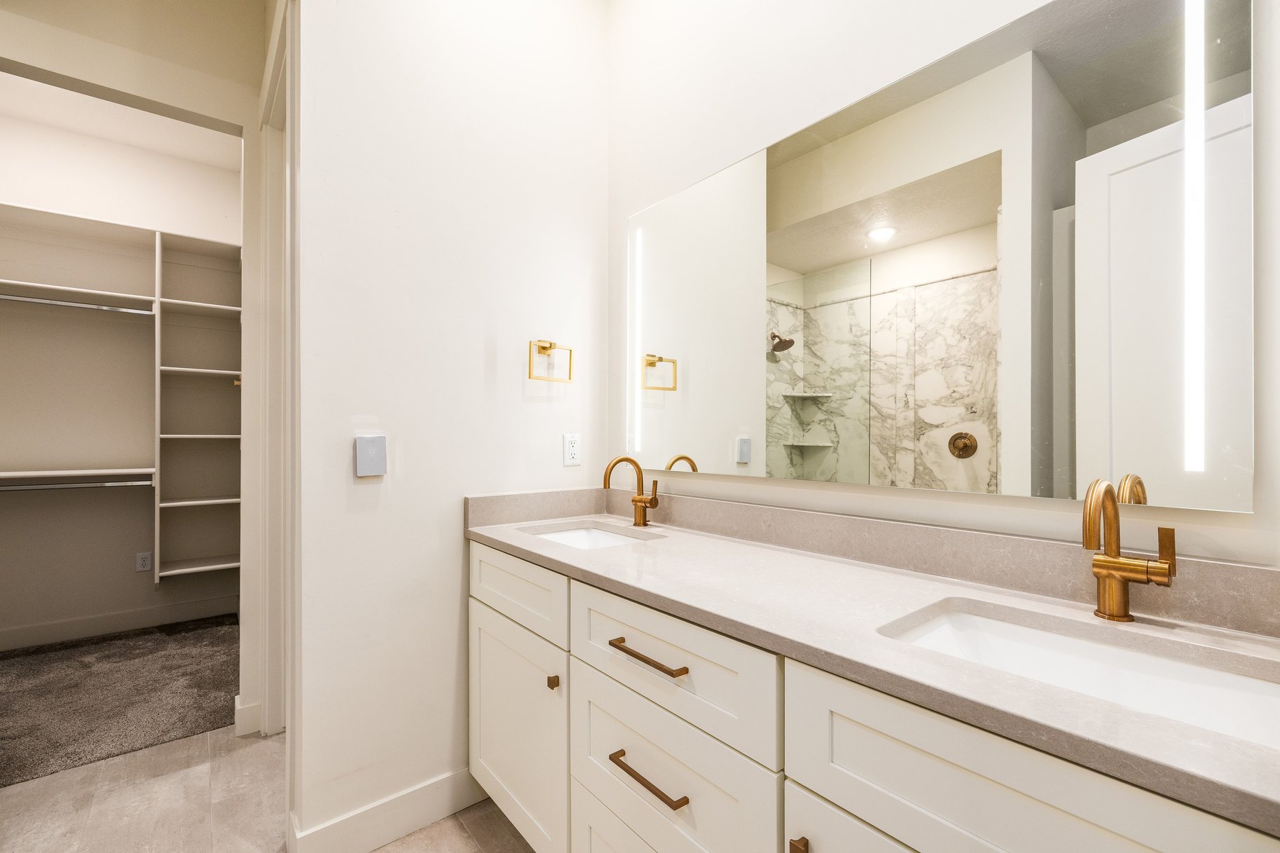  Contemporary Silver Creek Village Home with Unobstructed Open Space Views - 物件實景