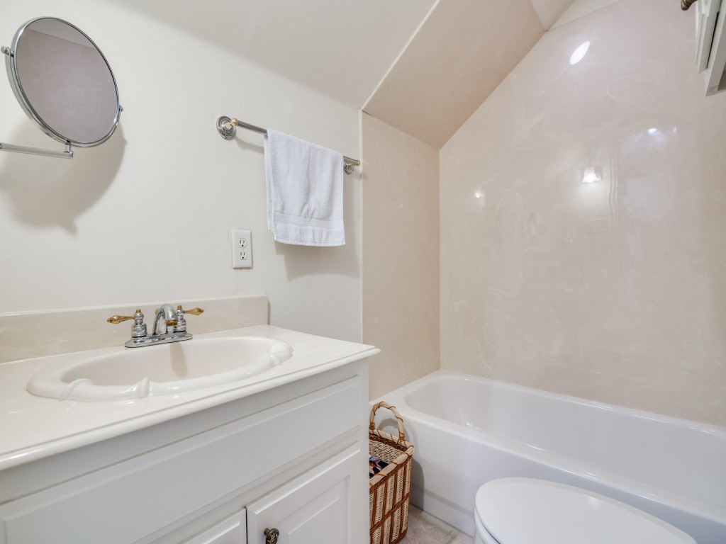 Rockwall, Texas, 75032, United States, 4 Bedrooms Bedrooms, ,4 BathroomsBathrooms,Residential,For Sale,1876549