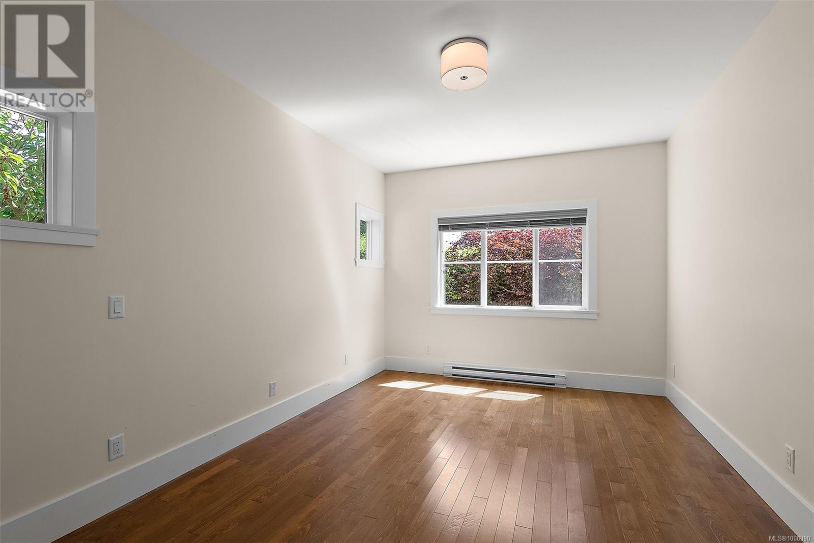 SIDNEY, British Columbia, V8L 2G4, CA, 3 Bedrooms Bedrooms, ,3 BathroomsBathrooms,Residential,For Sale,1885451
