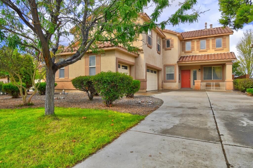 Cantacielo Dr, Albuquerque, NM 87114