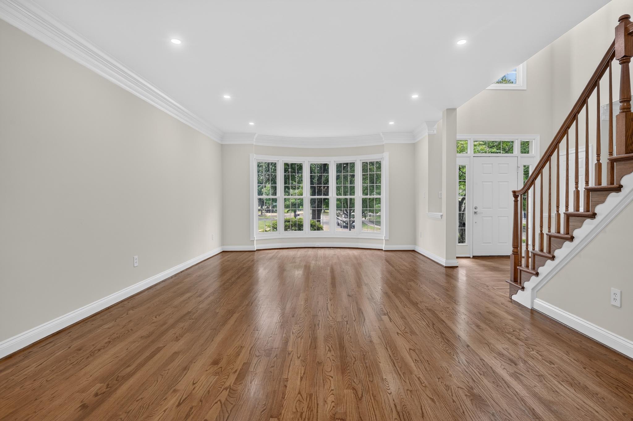  13621 Pine View Lane, Rockville, MD 20850 - 物件實景