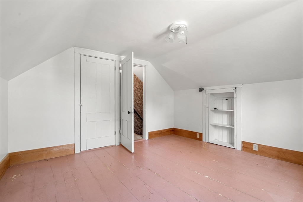 Wakefield, Massachusetts, 01880, United States, 4 Bedrooms Bedrooms, ,2 BathroomsBathrooms,Residential,For Sale,1947079