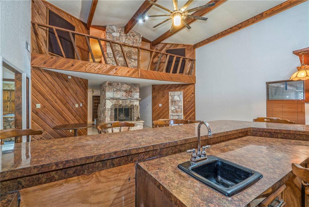 Robstown, Texas, 78380, United States, 5 Bedrooms Bedrooms, ,4 BathroomsBathrooms,Residential,For Sale,1856855