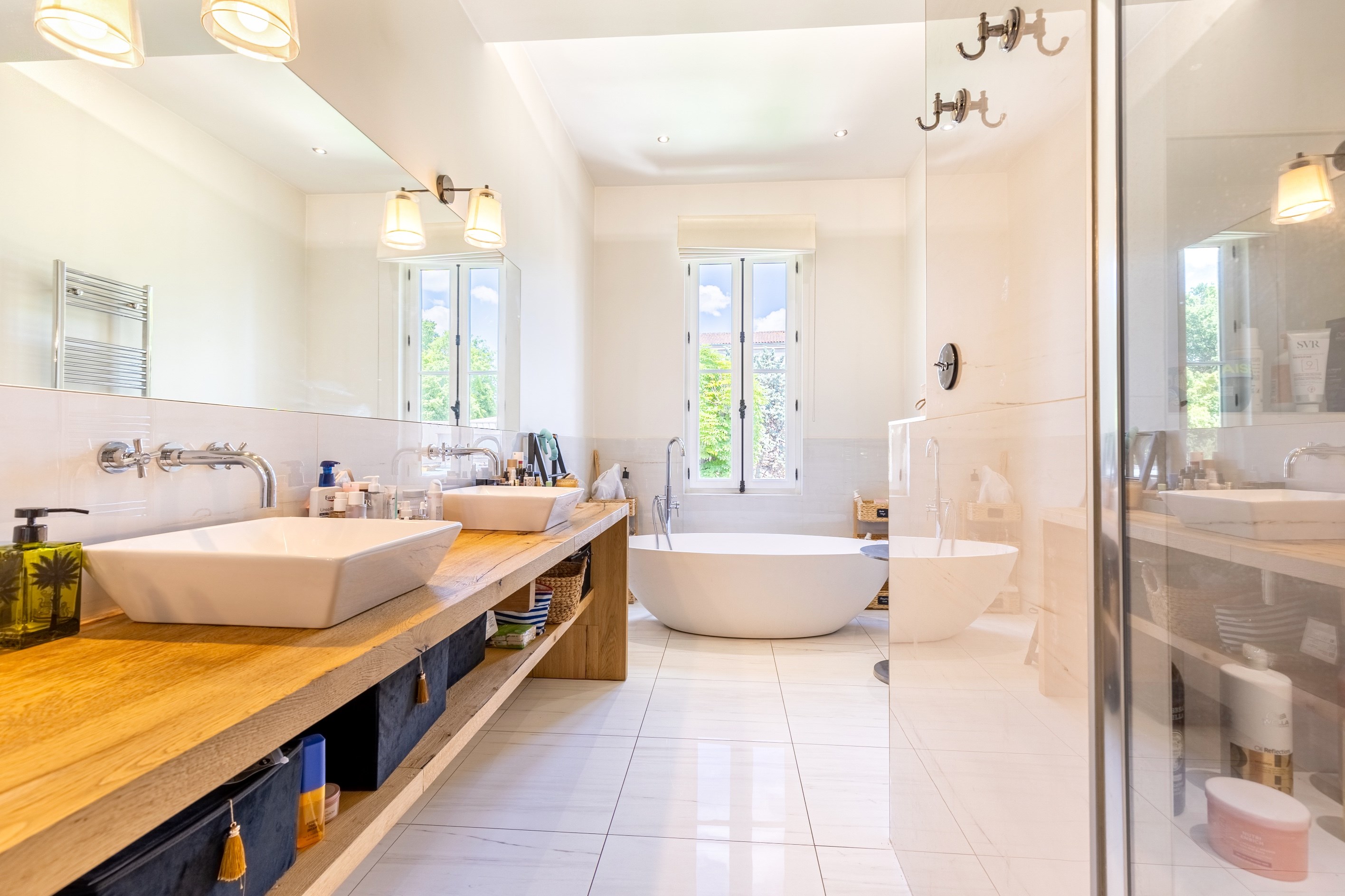  CROIX BLANCHE - ELEGANT FAMILY HOME - 5 BEDROOMS - SWIMMING POOL - GARAGE - 物件實景