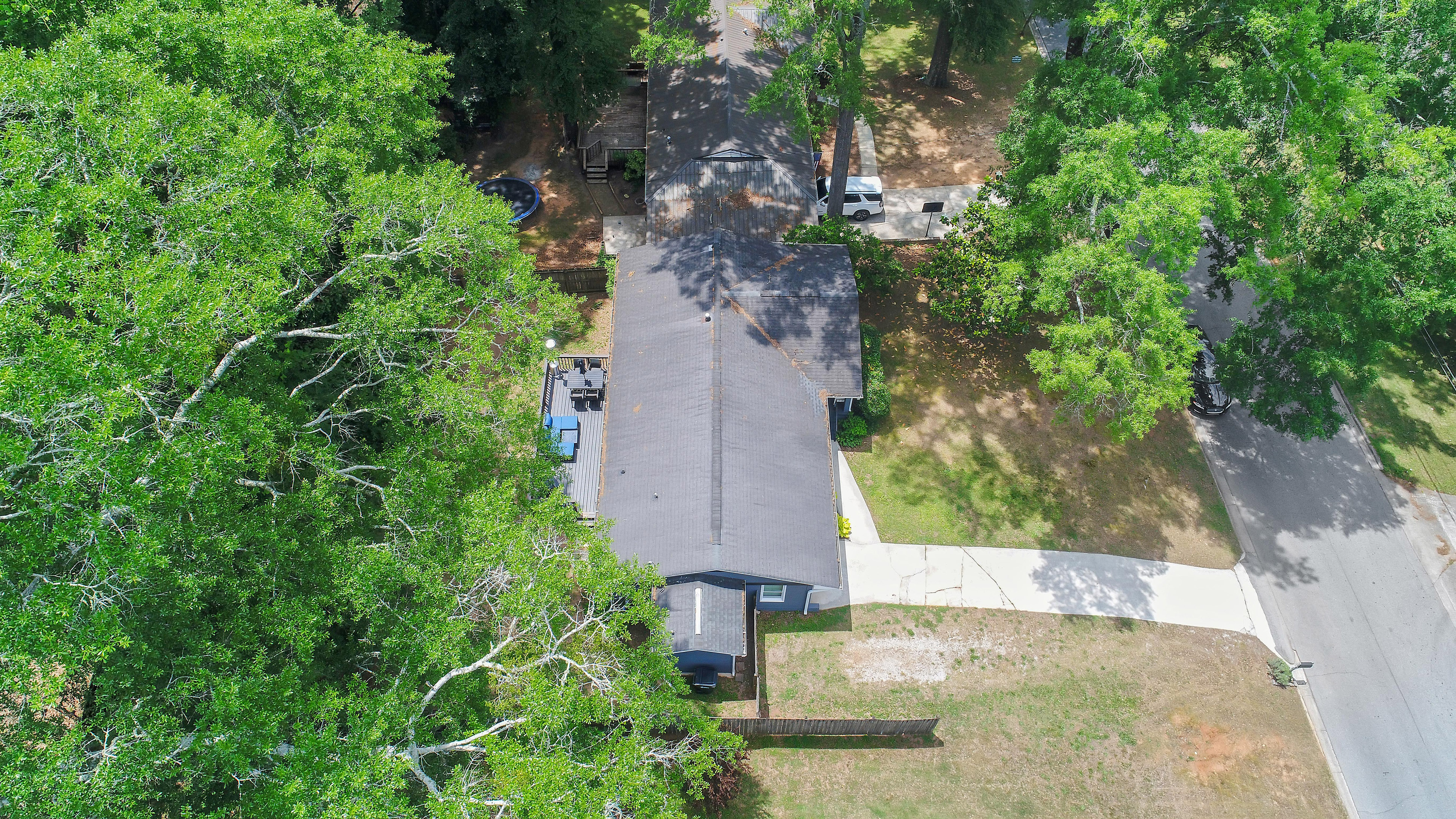  Bright Brick Ranch in Covington - 物件實景