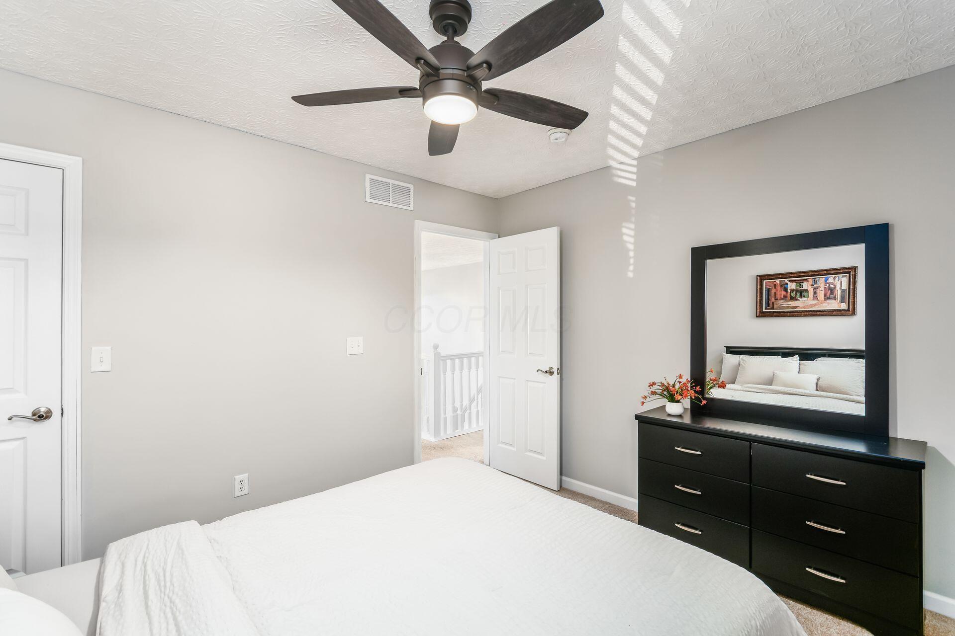 Hilliard, Ohio, 43026, United States, 4 Bedrooms Bedrooms, ,4 BathroomsBathrooms,Residential,For Sale,1965568