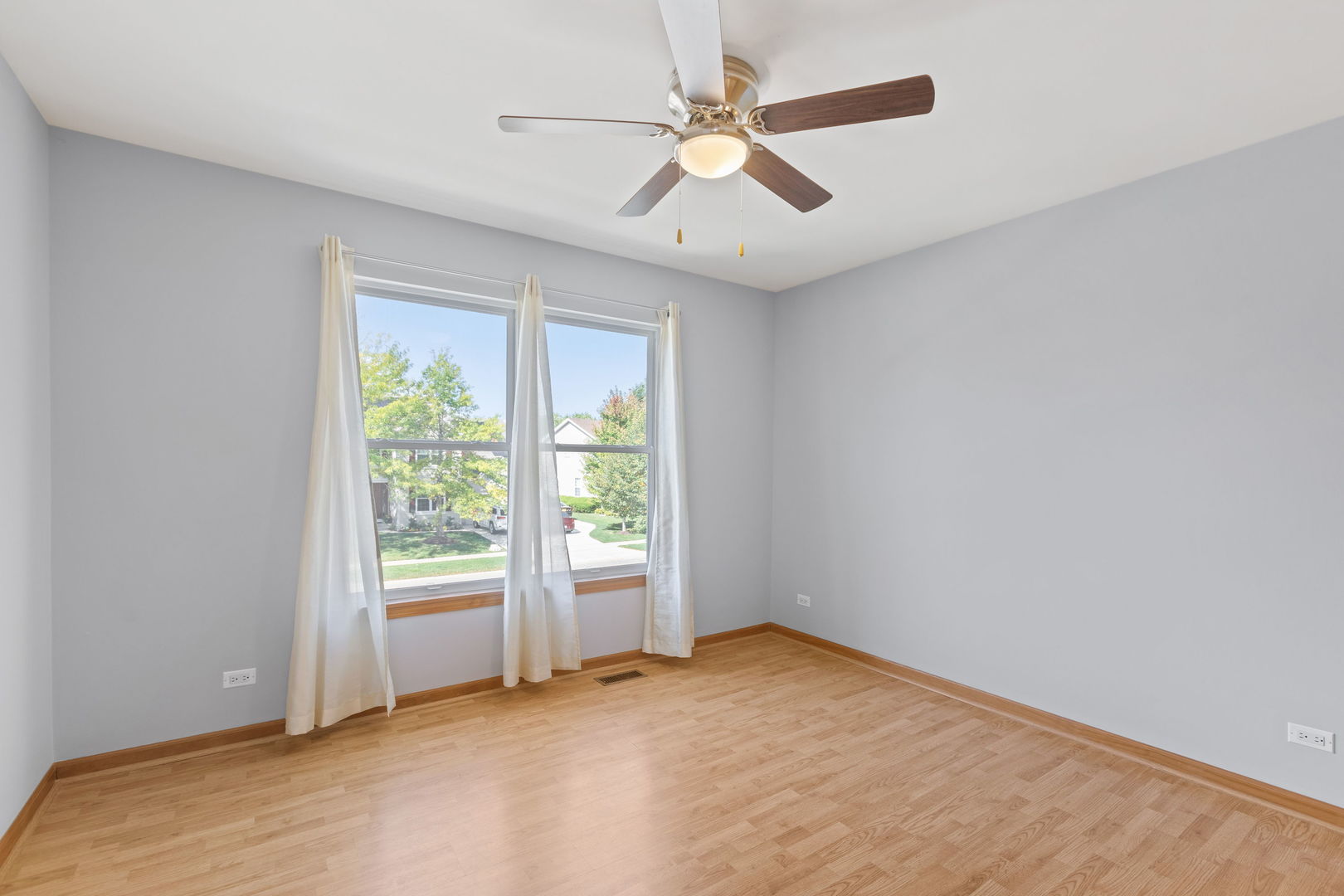 Sugar Grove, Illinois, 60554, United States, 5 Bedrooms Bedrooms, ,4 BathroomsBathrooms,Residential,For Sale,1949761
